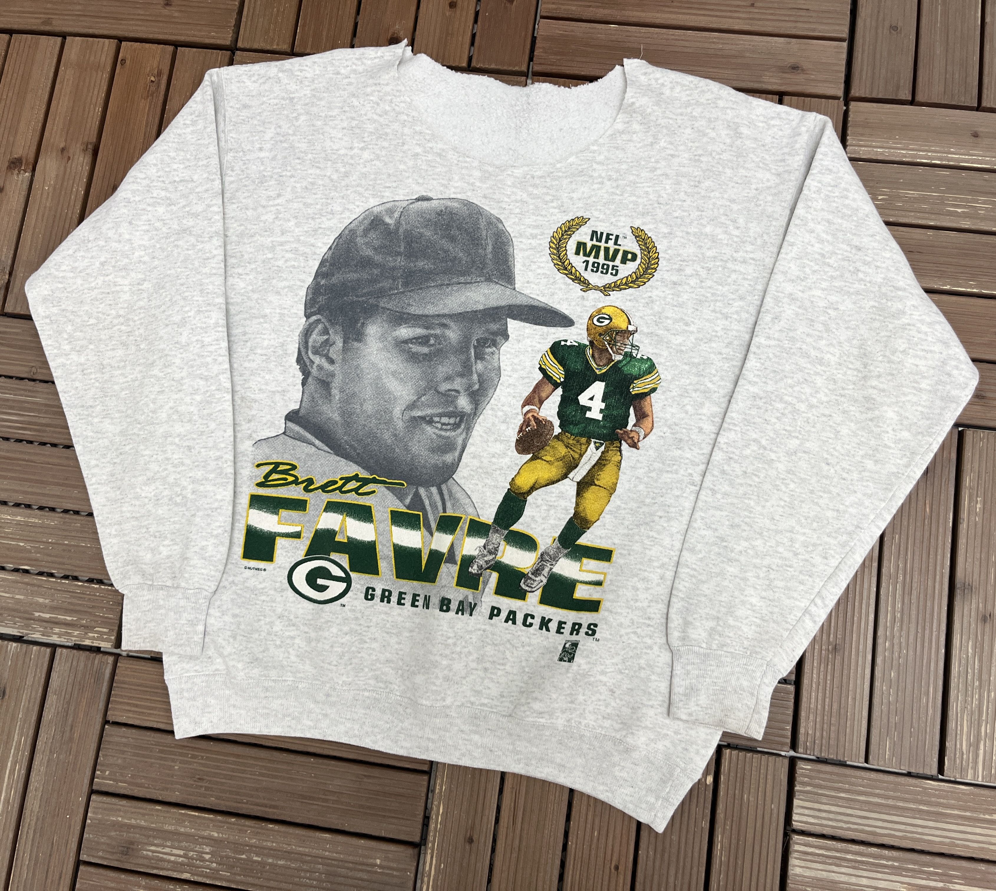 Vintage Green Bay Packers Brett Favre Vintage Crewneck Sweater Size US L / EU 52-54 / 3 - 3 Thumbnail