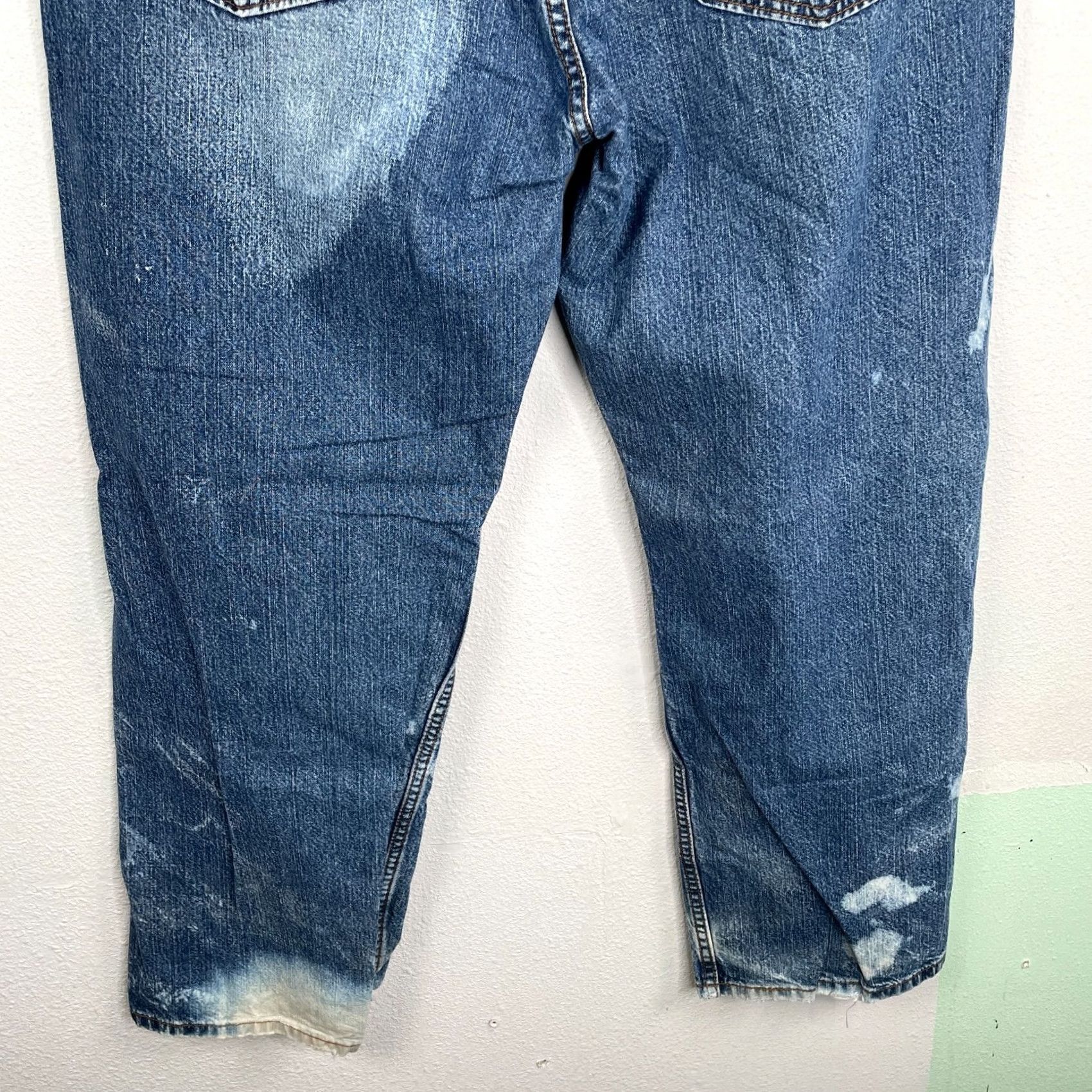 Levi's VINTAGE Levi's 569 Jeans Men Blue Straight Loose 36x29 Distressed Denim 100% Cotton Regular Inseam 29 High Rise Straight Style Mens Size US 36 / EU 52 - 4 Thumbnail