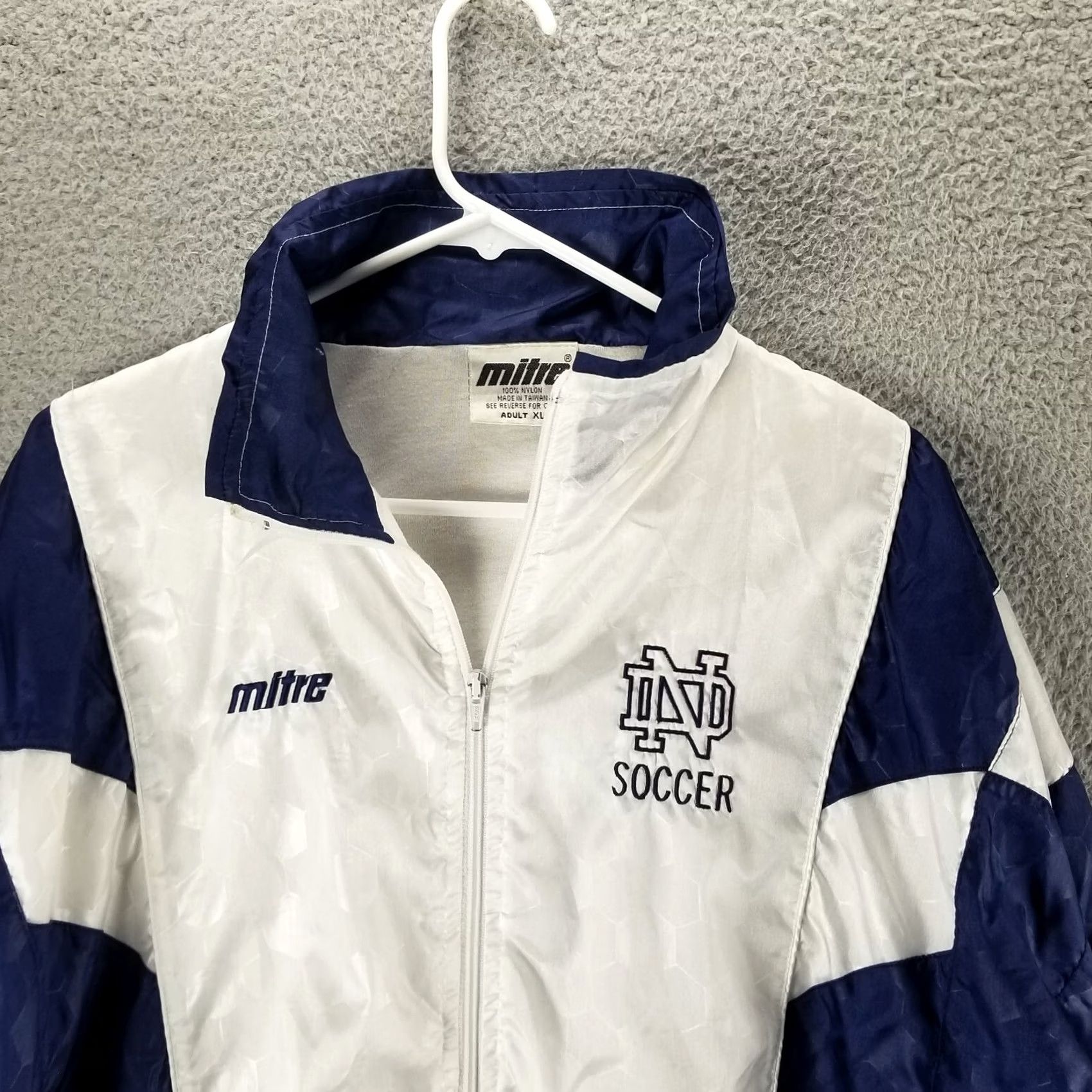 Vintage VINTAGE Notre Dame Fighting Irish Jacket Men XL Soccer All Over Print Mitre Wind Jacket Size US XL / EU 56 / 4 - 2 Thumbnail