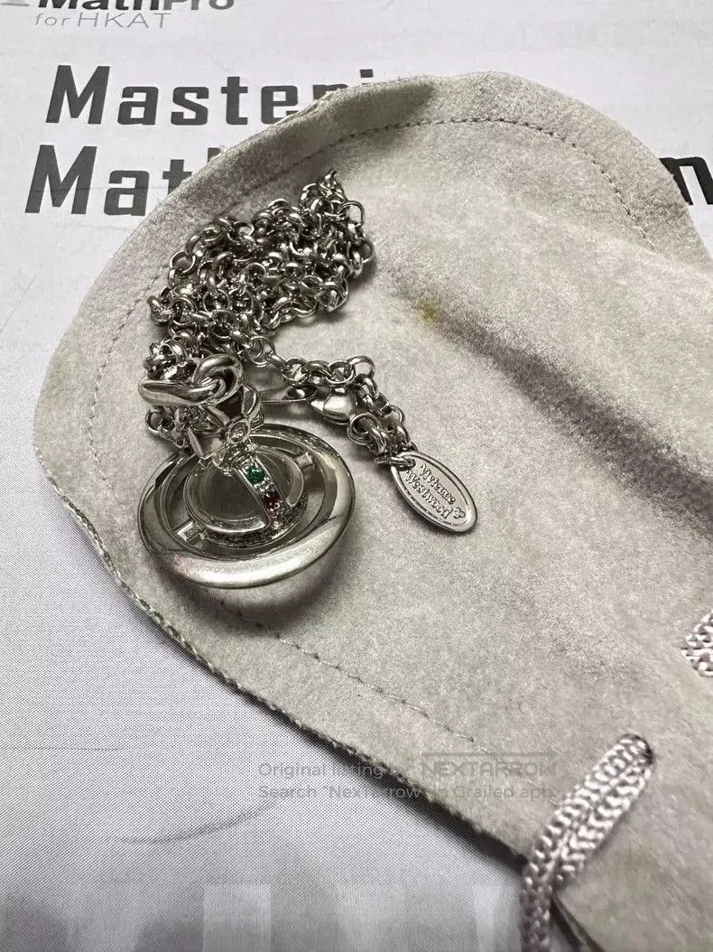 Vivienne Westwood Vivienne Westwood Vintage Tiny Orb Necklace. Size ONE SIZE - 2 Thumbnail