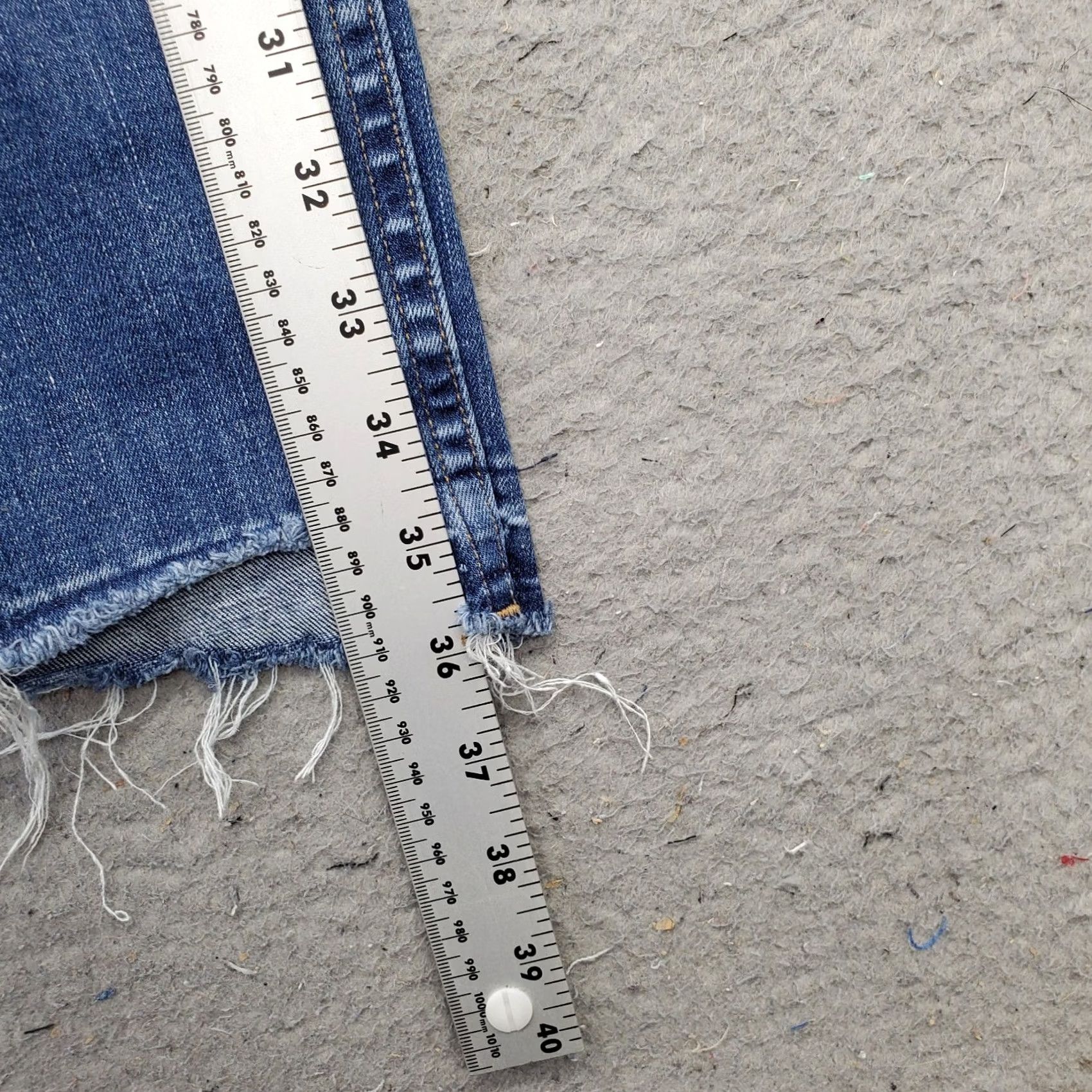 Madewell Madewell Skinny Jeans Women 27 Petite Blue Denim Stretch Boho Raw Hem Whiskered Distressed Jeans Mens Women Girls Size 27" / US 4 / IT 40 - 6 Thumbnail