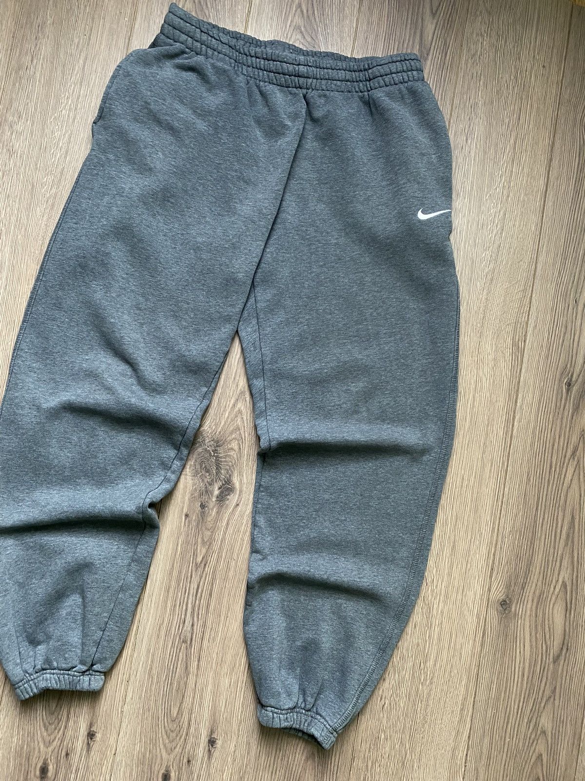 Nike × Vintage Vintage Nike Rap Basic Sweatpants Joggers Pants Grey Size L Size US 34 / EU 50 - 4 Thumbnail