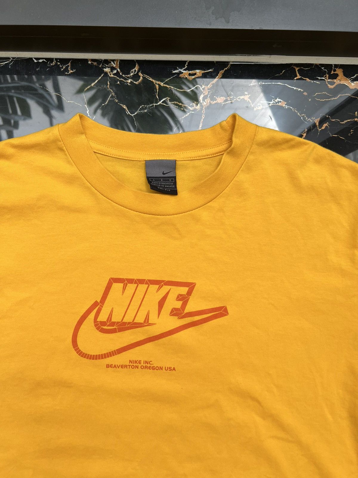 Nike × Vintage 90’s NIKE RARE OREGON BEAVERTON Y2K BIG SWOOSH LOGO TEE Size US L / EU 52-54 / 3 - 2 Thumbnail