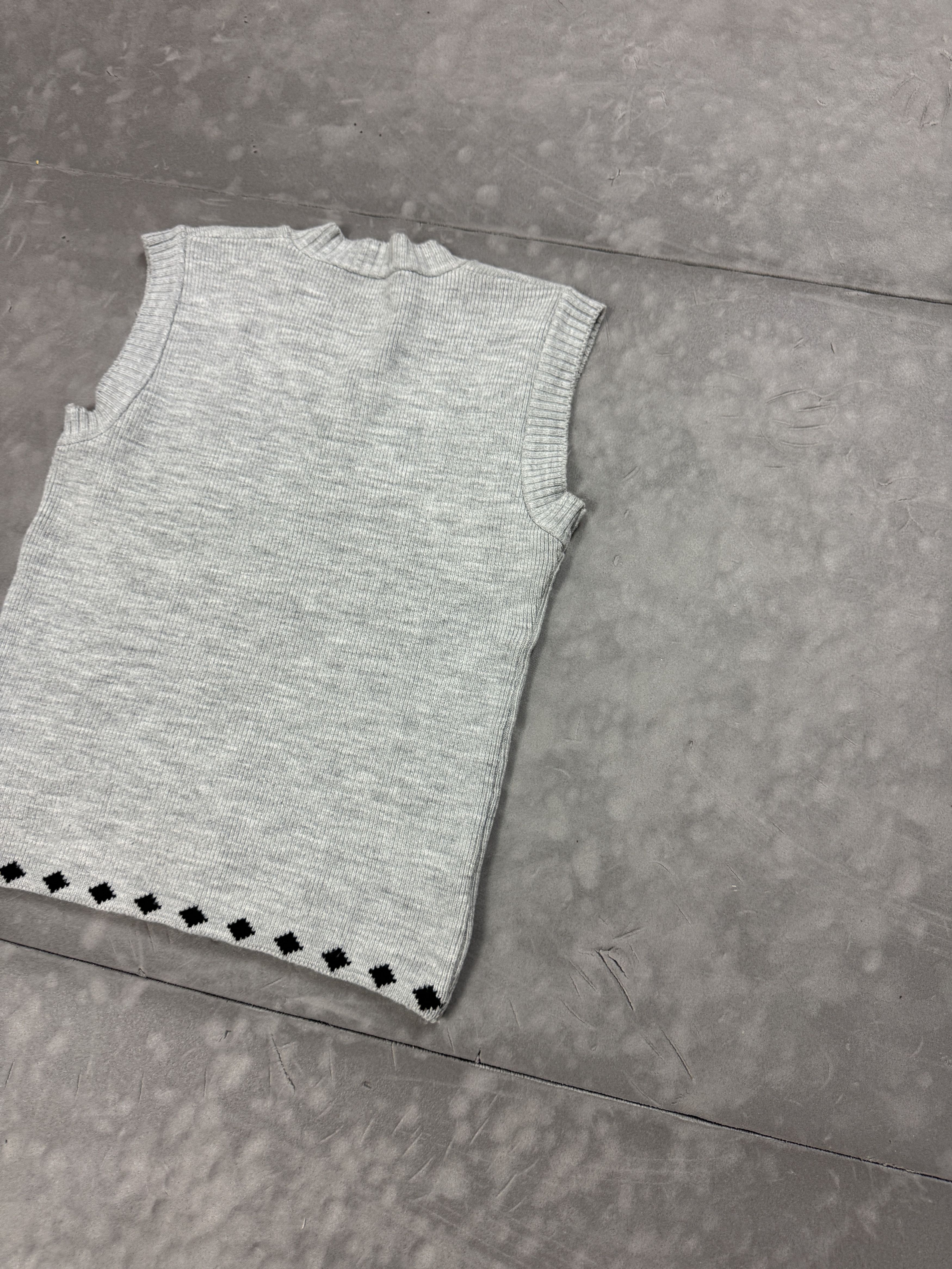 Vintage 90s Aesthetic Gray Sweater Vest Vintage S/M coquette y2k Size M / US 6-8 / IT 42-44 - 8 Thumbnail