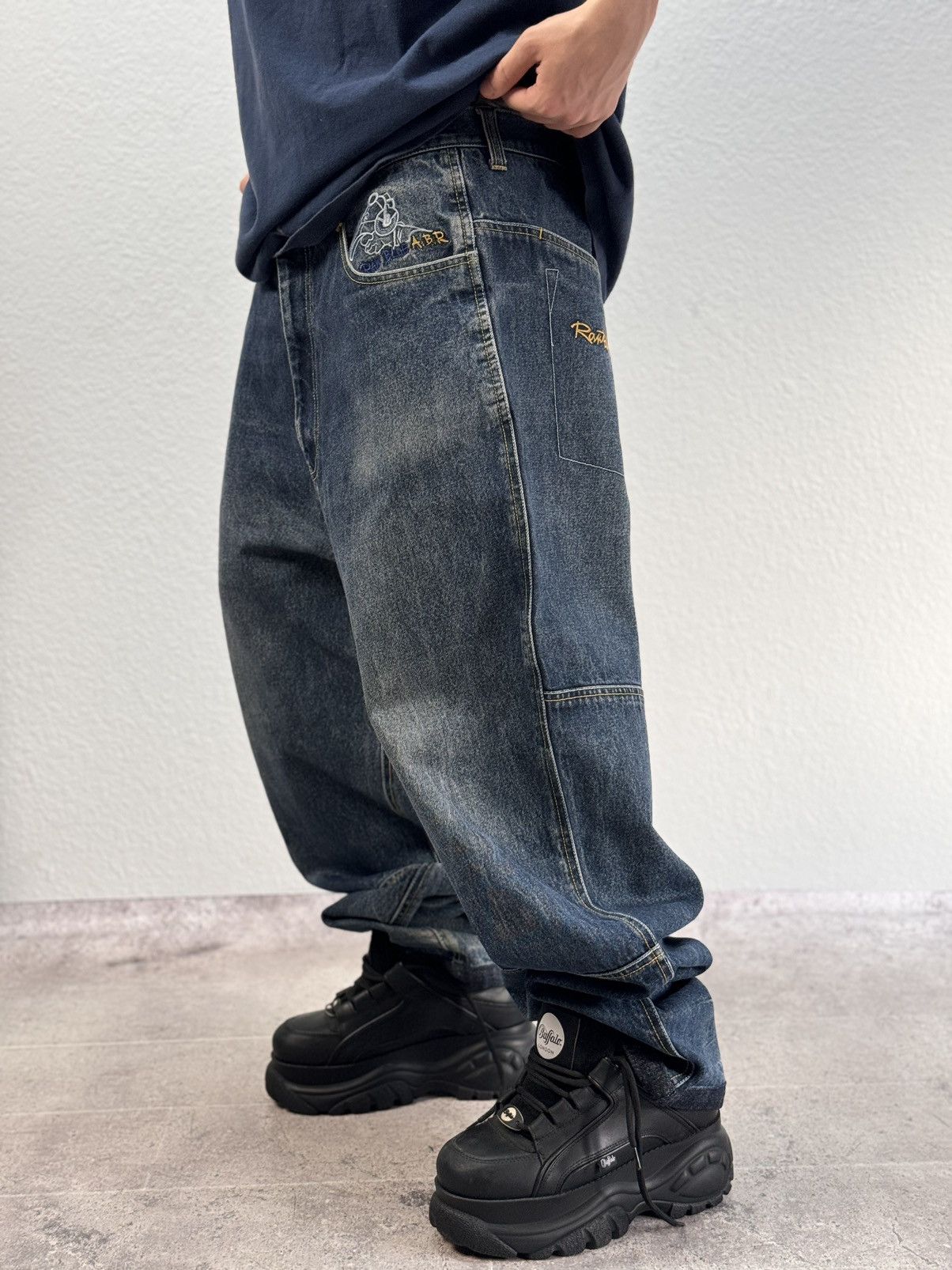 JNCO VINTAGE Y2K RAW BLUE BAGGY CYBER WING DENIM SEQUIN JEANS 36 Size US 36 / EU 52 - 11 Thumbnail