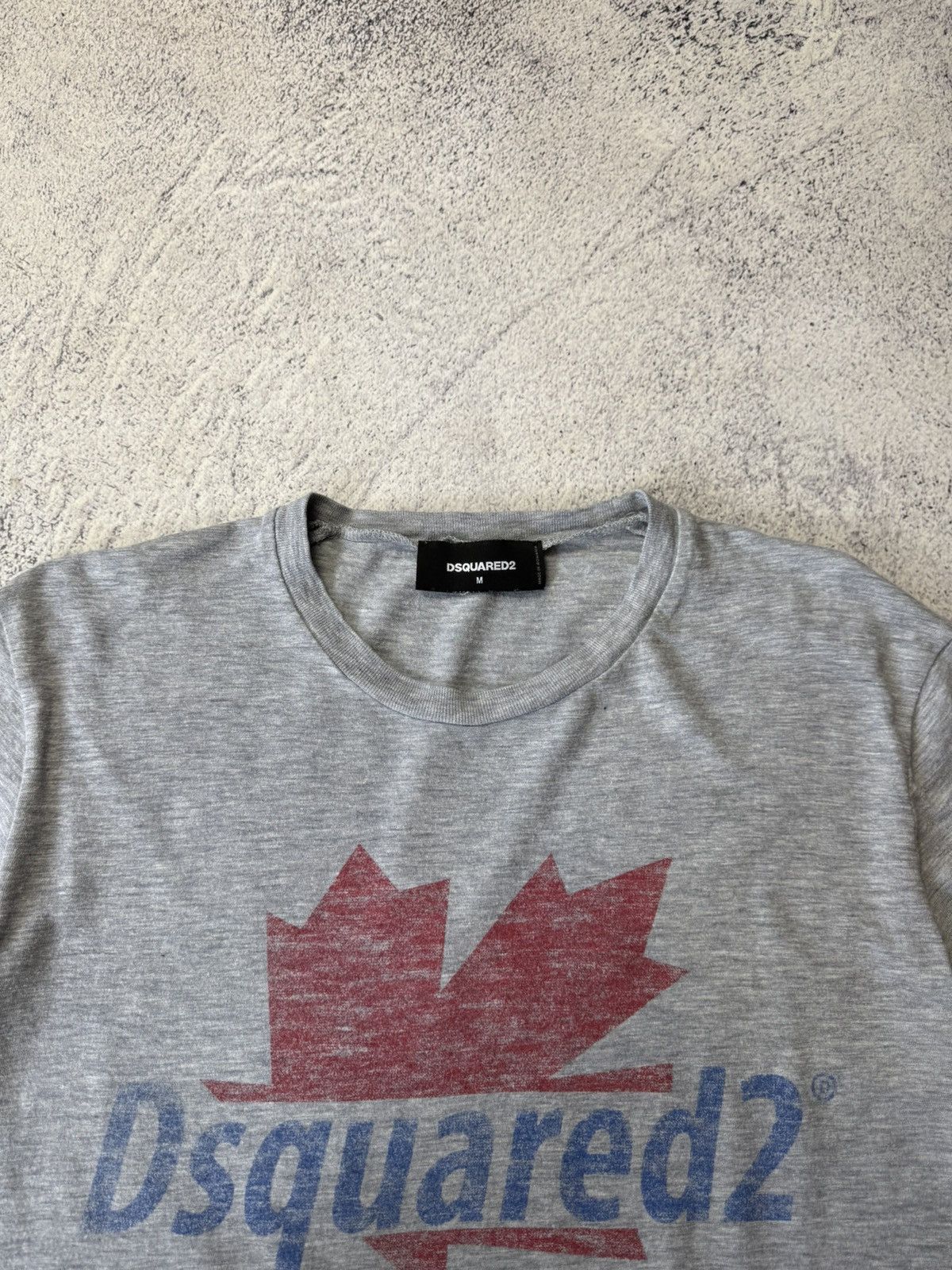 Dsquared2 Vintage Dsquared2 T Shirt Y2K Style Rare Japanese Luxury Size US M / EU 48-50 / 2 - 12 Thumbnail