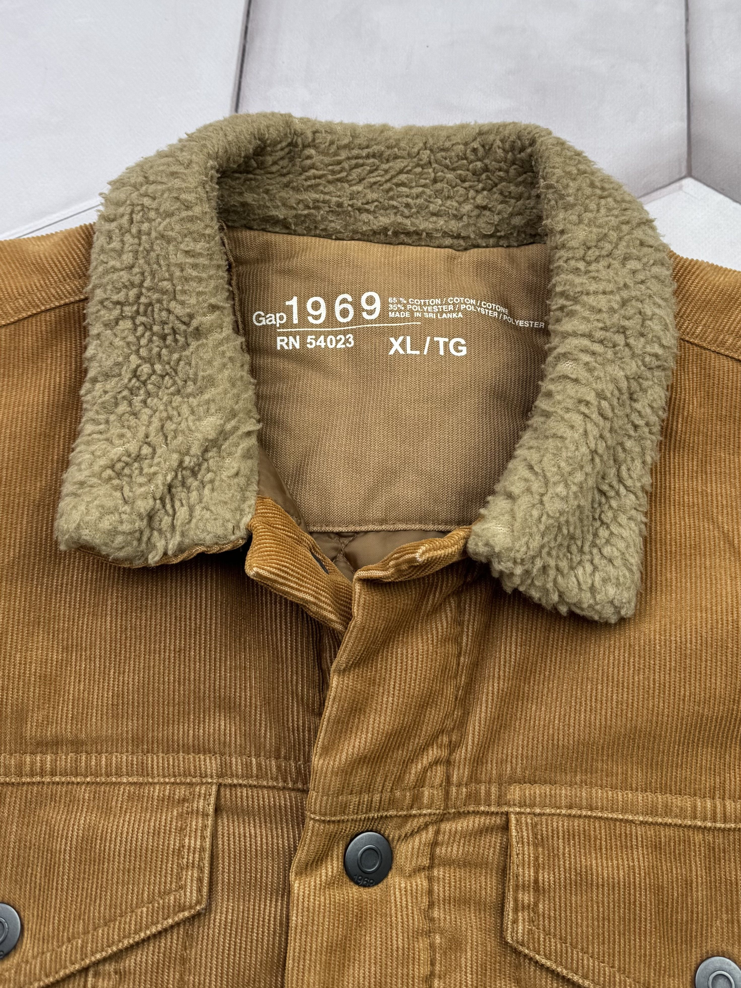 Gap Gap Vintage Corduroy Jacket (G7)(ES9) Size US XL / EU 56 / 4 - 5 Thumbnail