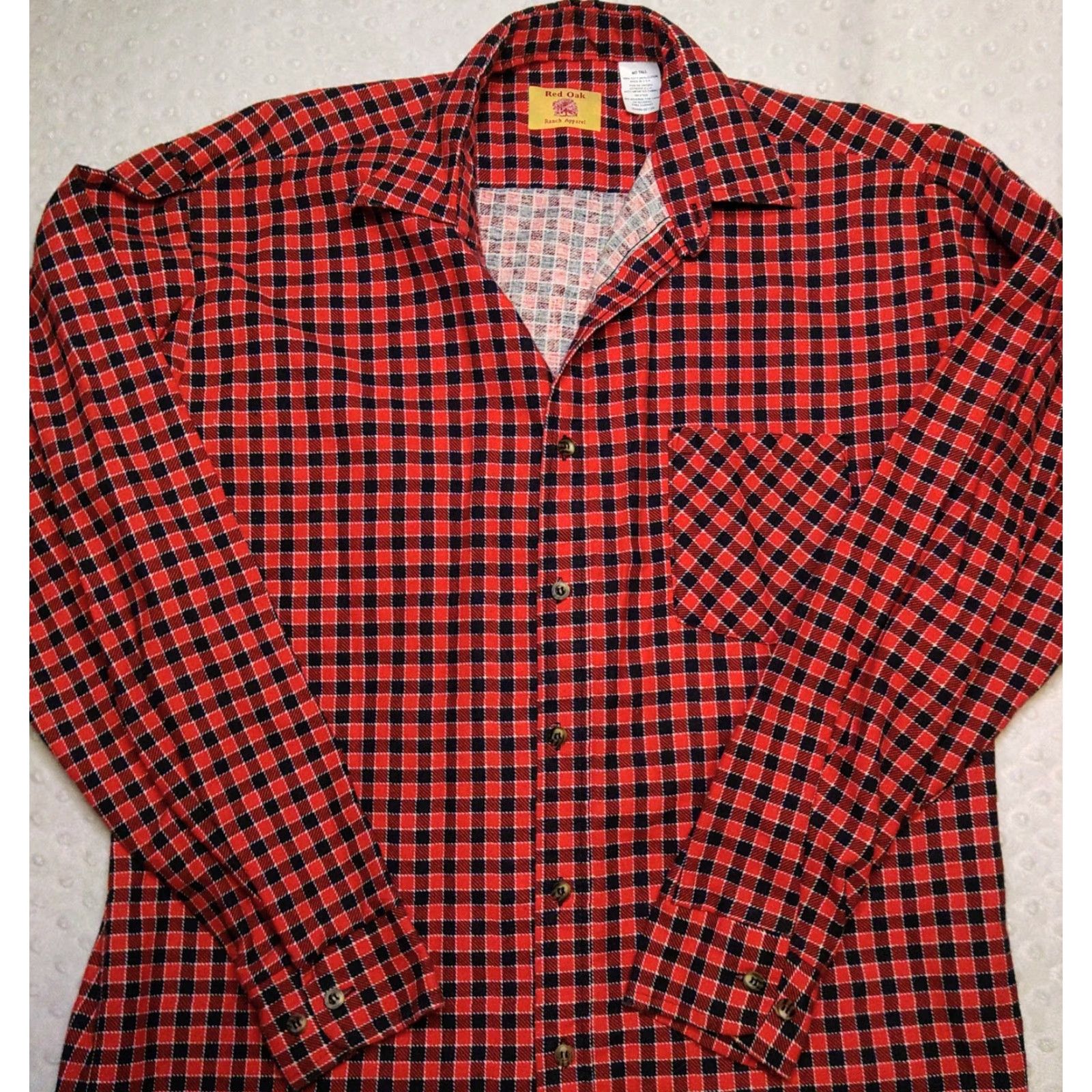 Vintage Vintage Red Oak Ranch Apparel Thick Flannel Red Made In USA Size M Tall Shirt Mens Regular Size US M / EU 48-50 / 2 - 4 Thumbnail