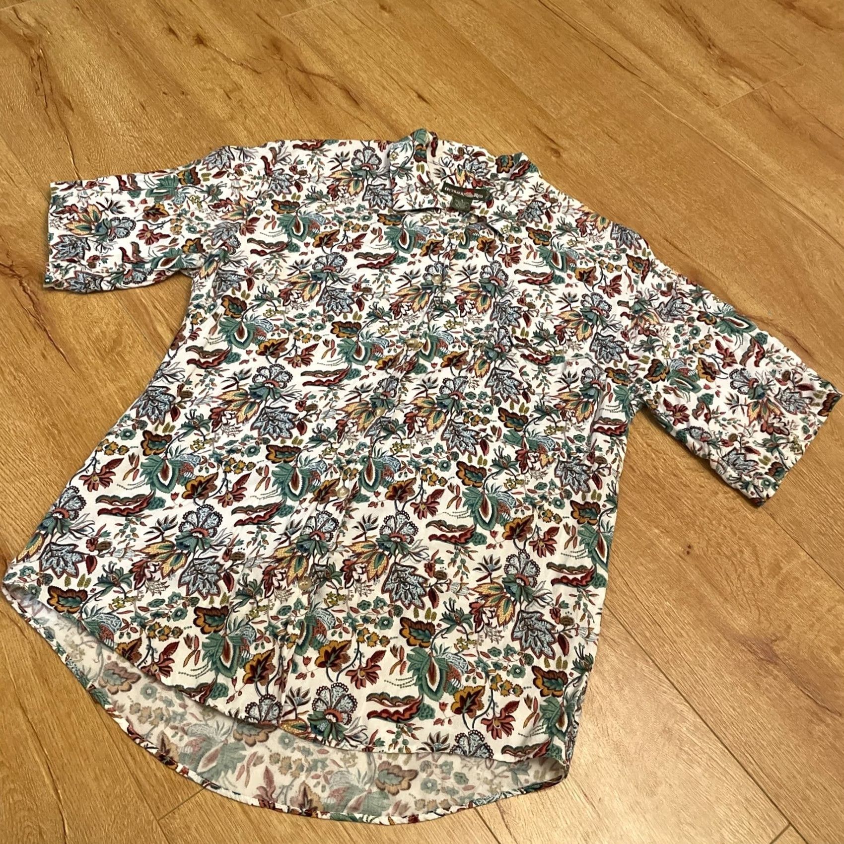 Vintage OUTBACK RED Button-Up Shirt Womens Small Floral Western Floral Grunge 90’s Y2K Vintage Size L / US 10 / IT 46 - 4 Thumbnail
