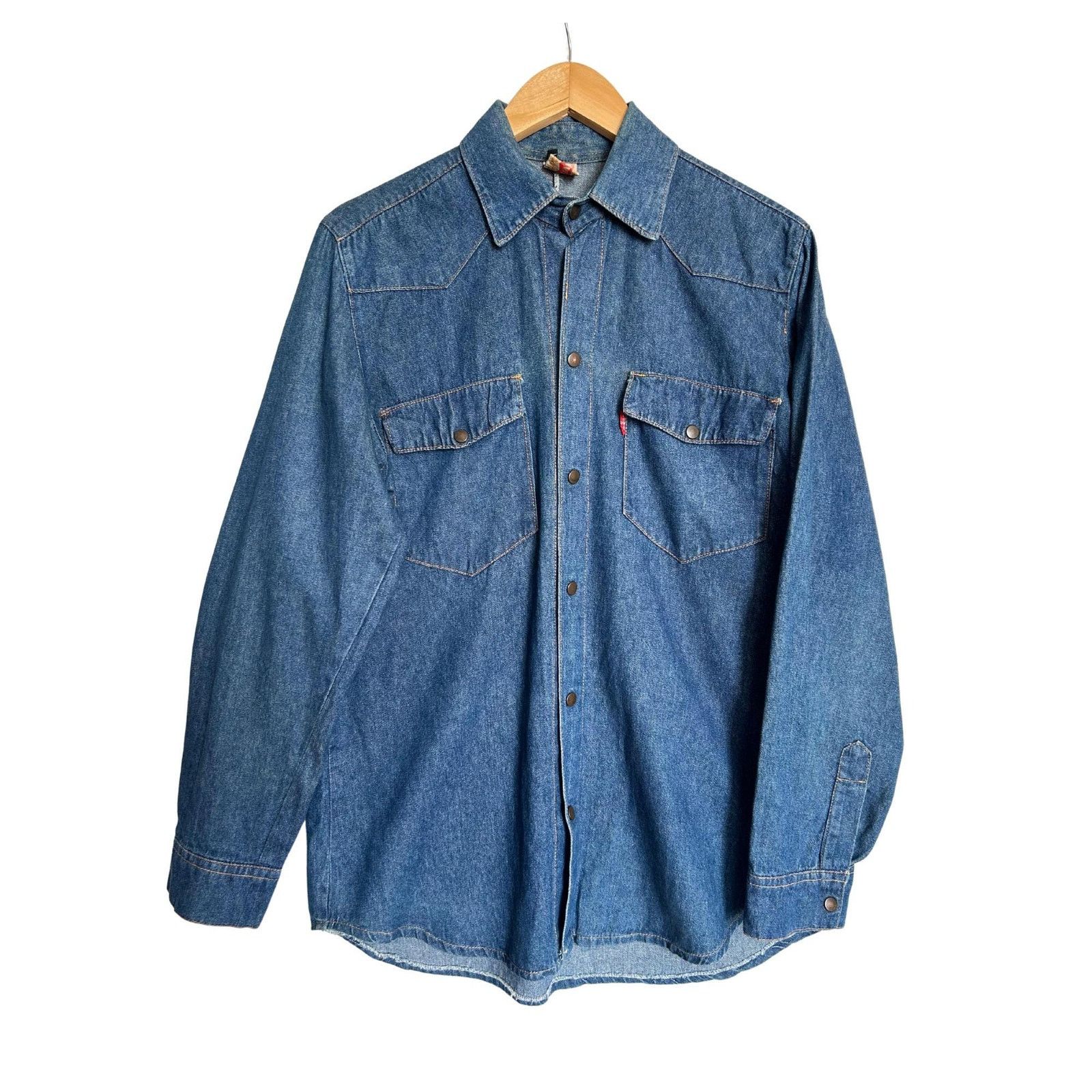 Levi's Vintage Levi's Denim Western Shirt M - Snap Cherry Buttons Size US L / EU 52-54 / 3 - 5 Thumbnail