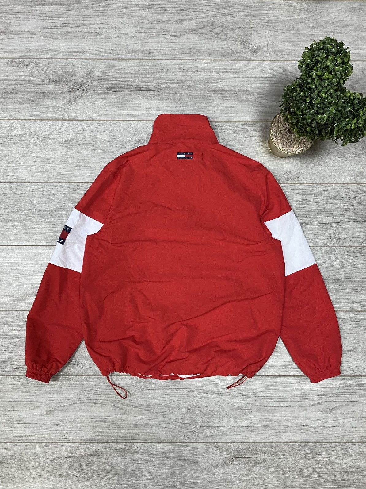 Tommy Hilfiger Tommy Hilfiger Coca Cola 1/4 zip windbreaker jacket Size US L / EU 52-54 / 3 - 3 Thumbnail