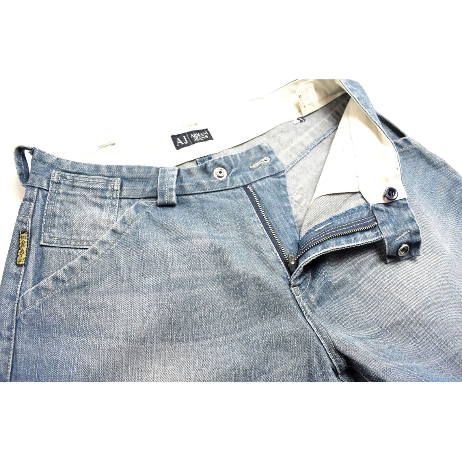 Vintage ARMANI JEANS Men's Jeans W33 Straight Fit Blue Zip Fly Fade Effect Whiskers Size US 33 - 4 Thumbnail