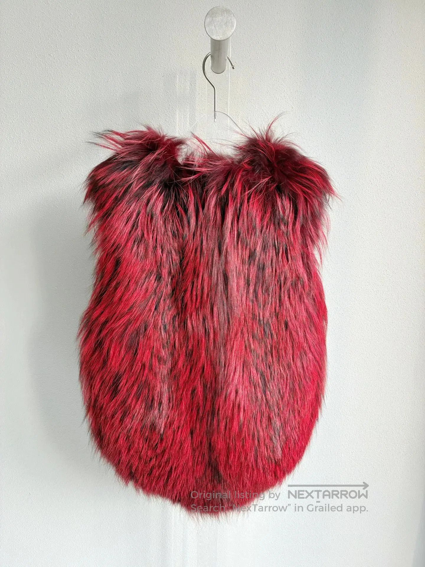 Louis Vuitton Louis Vuitton Fox Fur Vest. Size XS / US 0-2 / IT 36-38 - 2 Thumbnail