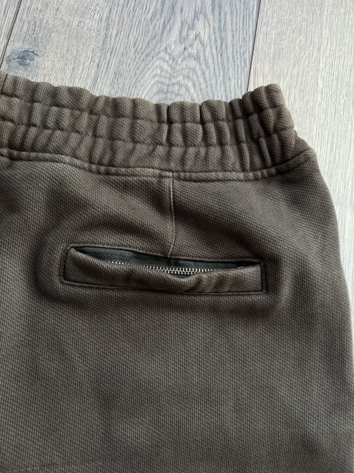 Yeezy Sample Yeezy Season 1 FJ Sweatpant Caviar Medium Size US 34 / EU 50 - 12 Thumbnail