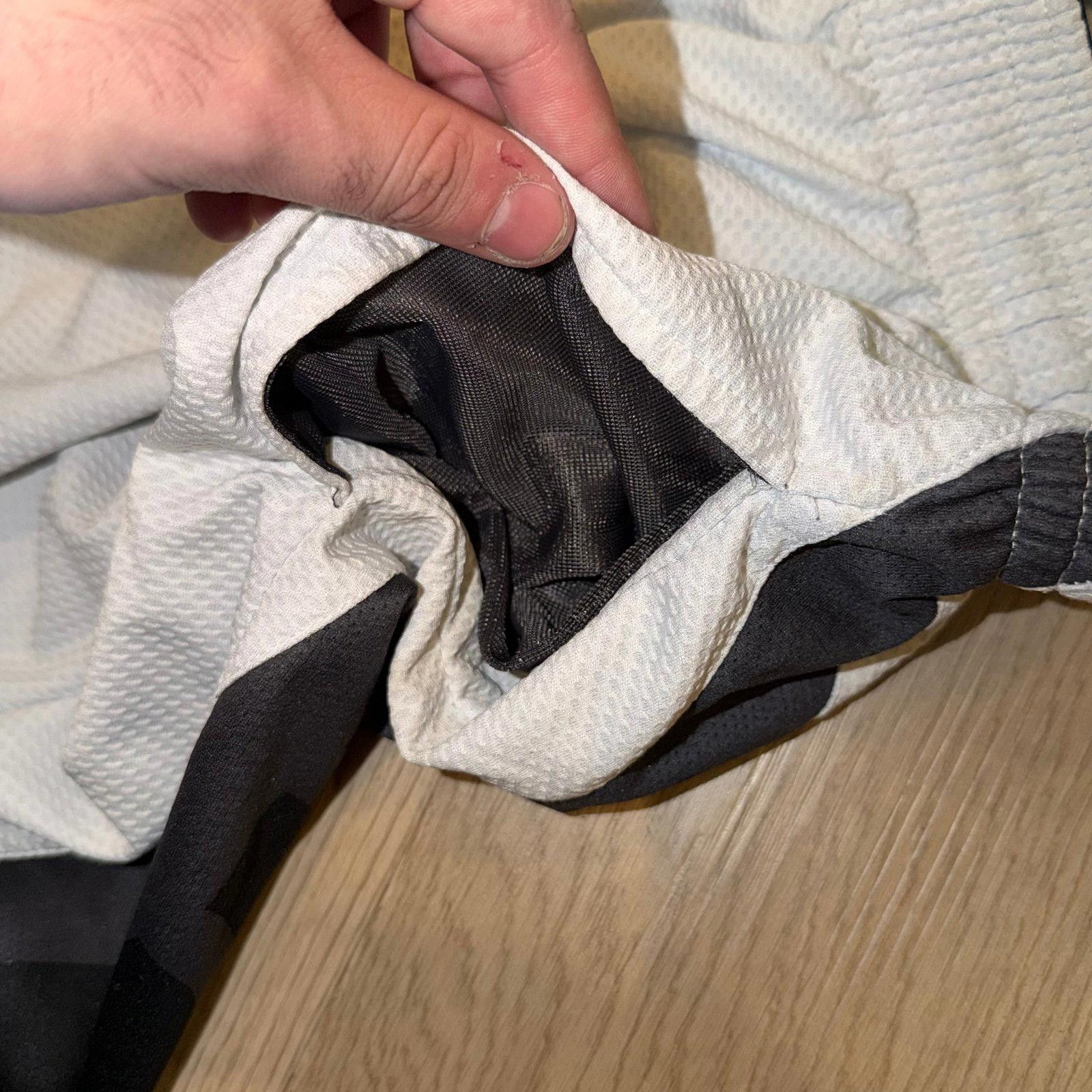 JW Anderson AND1 Black/White Hoop Shorts Mens XL Vintage Y2K 90s Size US 34 / EU 50 - 3 Thumbnail