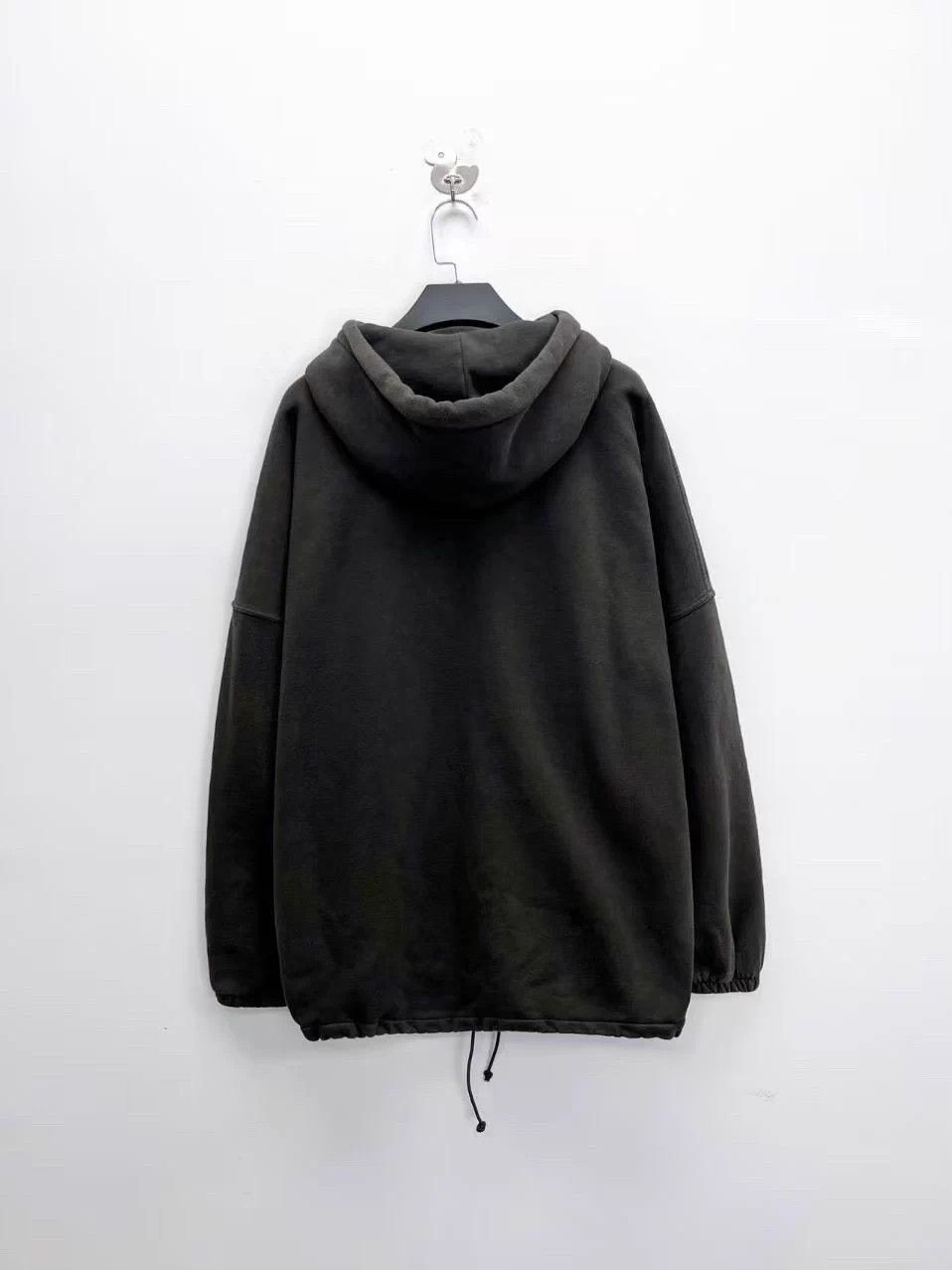 Balenciaga Balenciaga Deep Brown Small Logo Oversize Hoodie XS Size US XS / EU 42 / 0 - 2 Thumbnail