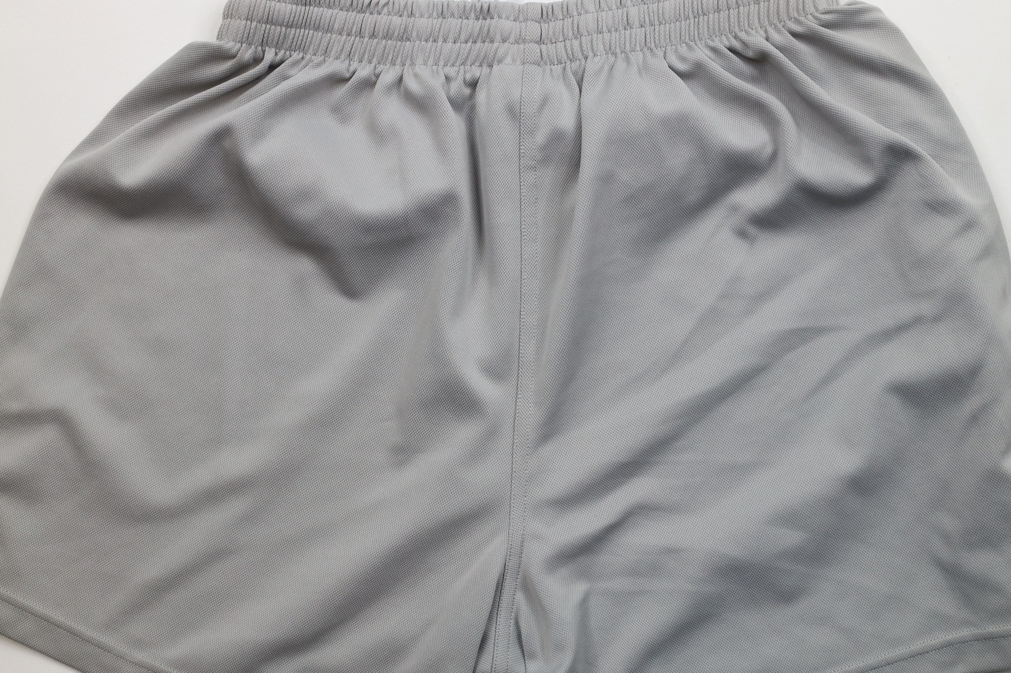 Vintage Vtg 90s Kelme Futbol Above Knee Soccer Shorts Gray Polyester Size US 36 / EU 52 - 9 Thumbnail