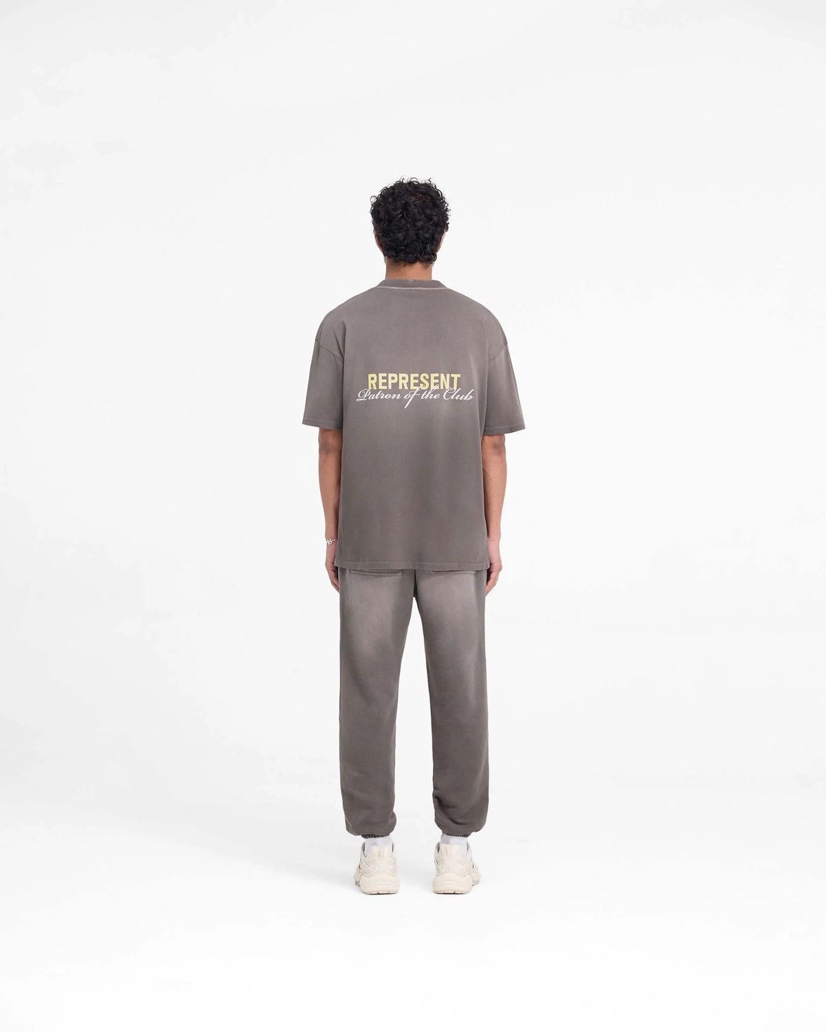 Represent Clo. Patron Of The Club Fade Out Wash Heavy Cotton Sweatpants Size US 30 / EU 46 - 6 Thumbnail