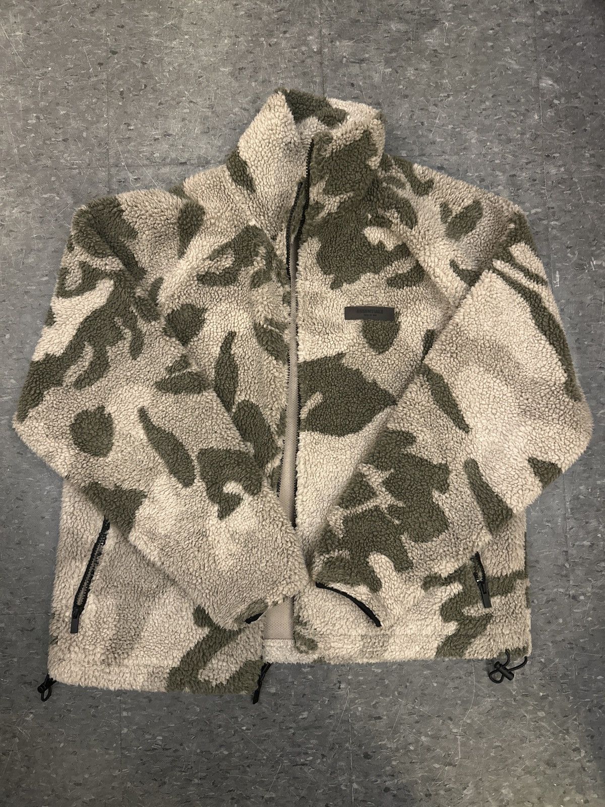 Essentials CAMO FLEECE Jacket