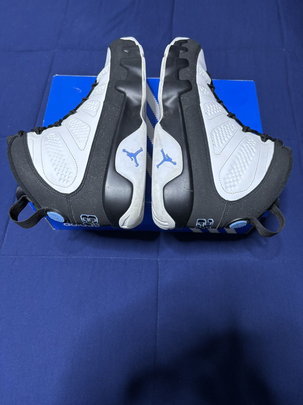 Jordan Brand Jordan 9 Retro University Blue 2020 Size 9 Size US 9 / EU 42 - 2 Thumbnail