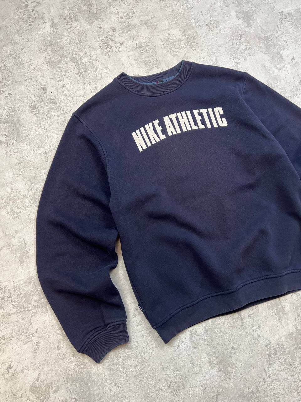Nike Vintage RARE Nike Athletic Sweatshirt Embroidered Logo Size US M / EU 48-50 / 2 - 2 Thumbnail