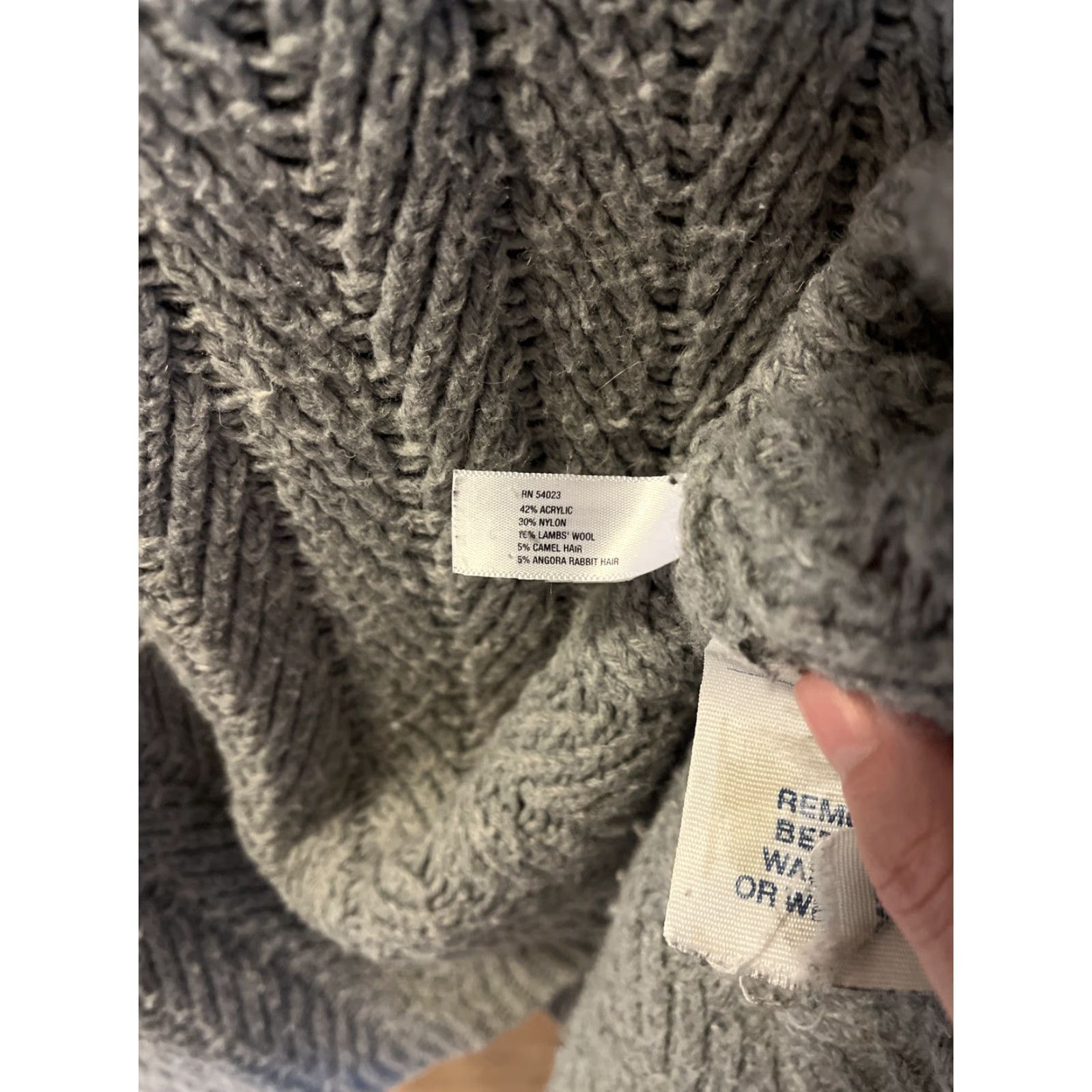 Gap Vintage GAP Womens Medium Gray Cable-Knit Cowl Neck Bell Sleeve Sweater Size M / US 6-8 / IT 42-44 - 7 Thumbnail