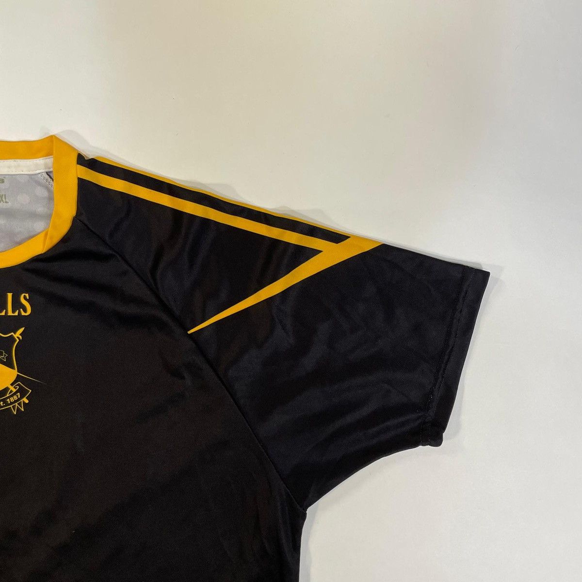 O'Neill Black and yellow O'Neills Adamstown GAA jersey shirt tee Size US XXL / EU 58 / 5 - 4 Thumbnail