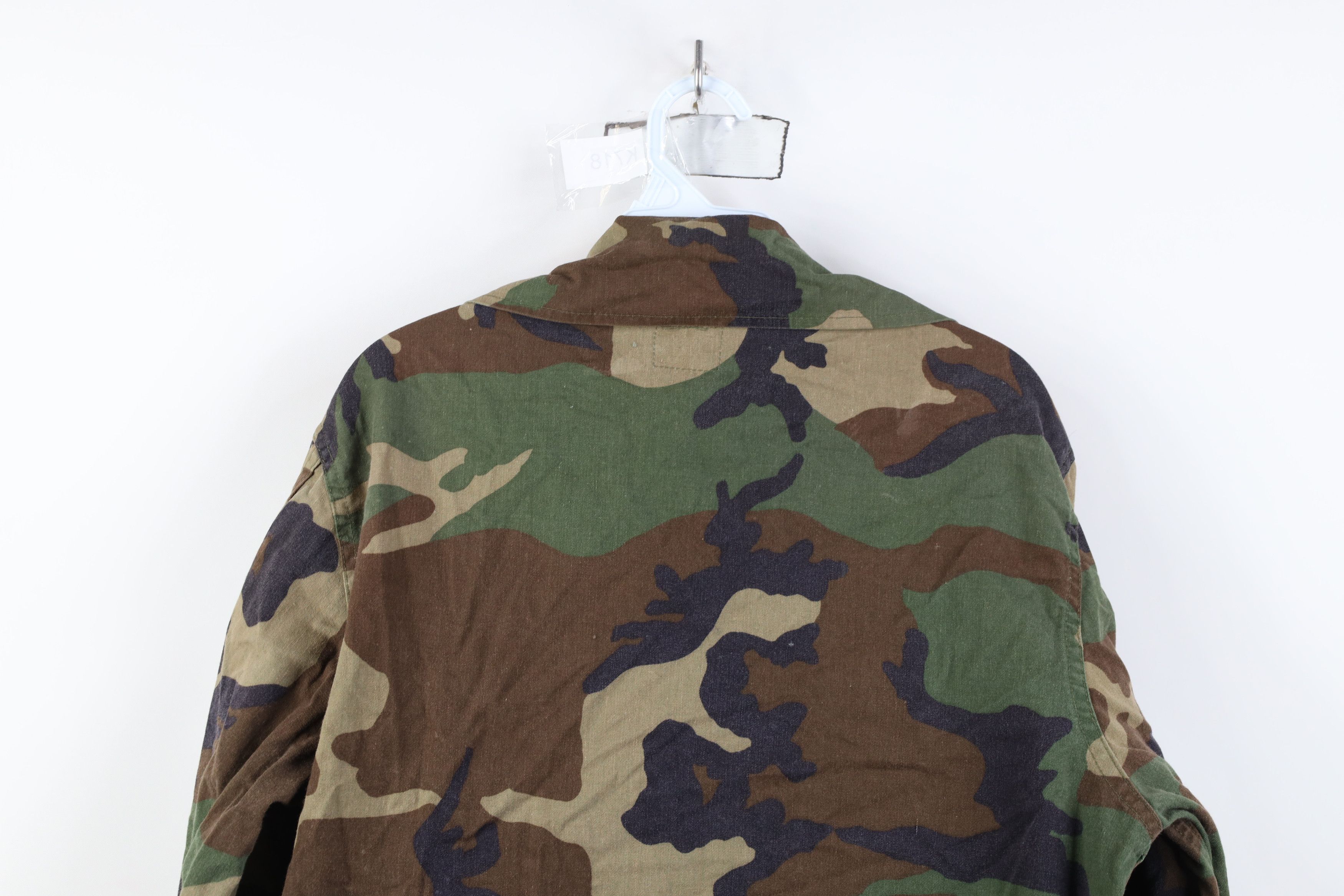 Vintage Vintage 80s USGI Woodland Camouflage Combat Coat Jacket USA Size US M / EU 48-50 / 2 - 14 Thumbnail