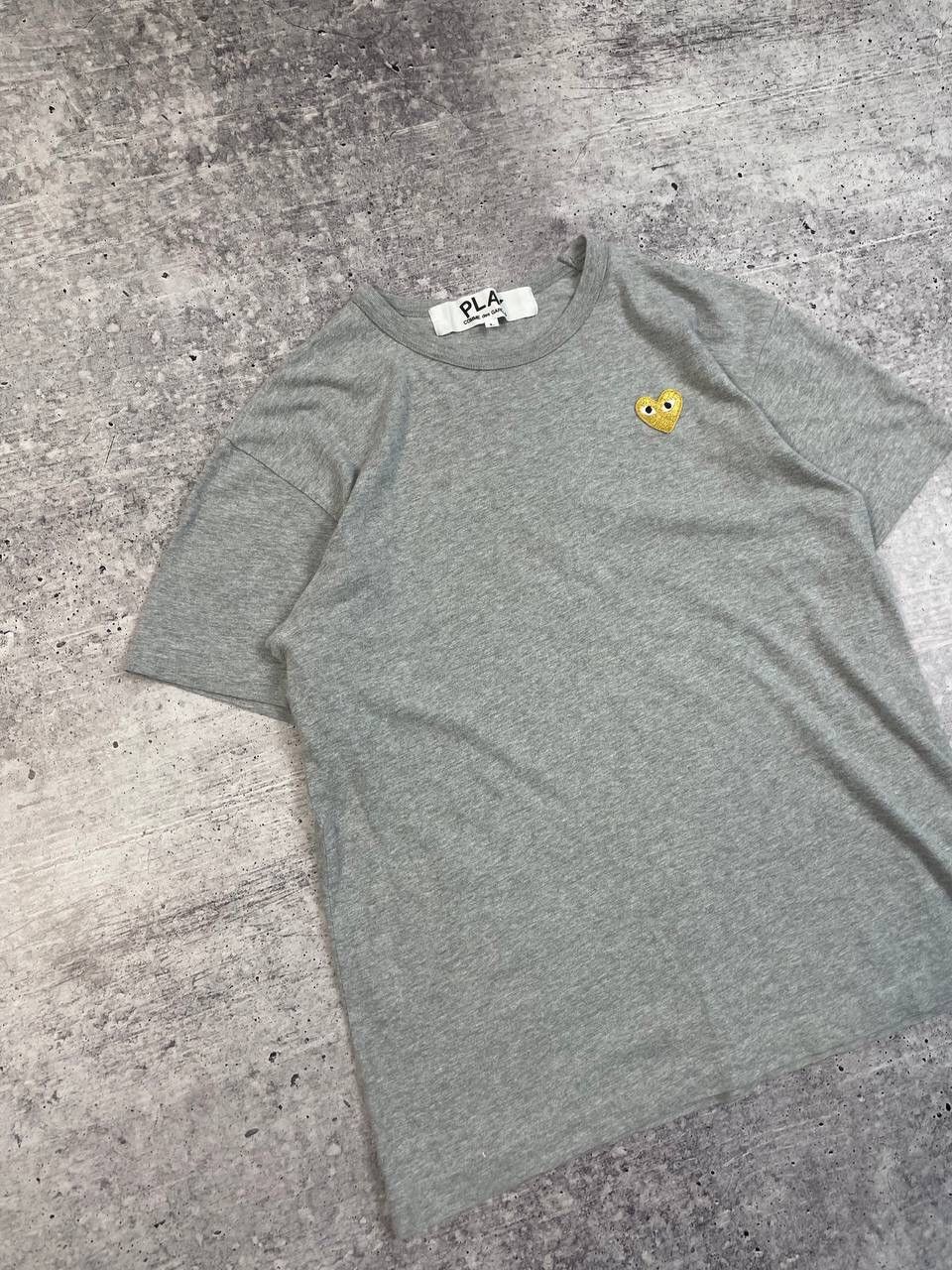 Comme des Garcons Comme Des Garcons Play CDG Heart Logo Tee T-Shirt Y2K Size US L / EU 52-54 / 3 - 2 Thumbnail
