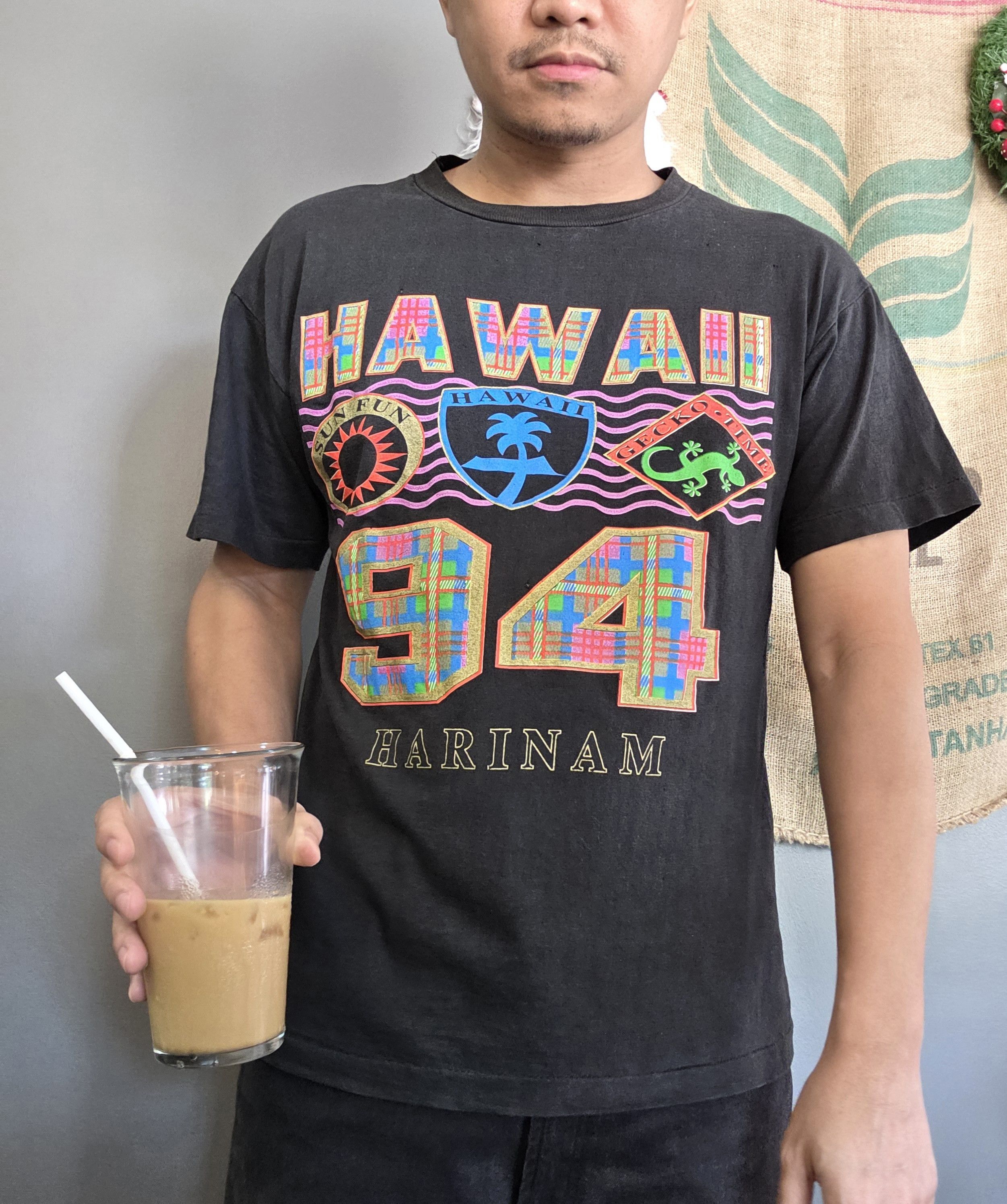 Vintage Hawaii 94 Harinam Bold/ Plaid Graphic Size US M / EU 48-50 / 2 - 9 Thumbnail