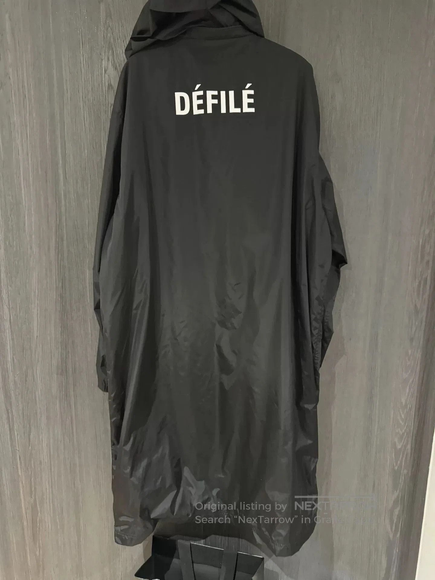 Balenciaga balenciaga black long raincoat with tags. Size US L / EU 52-54 / 3 - 2 Thumbnail
