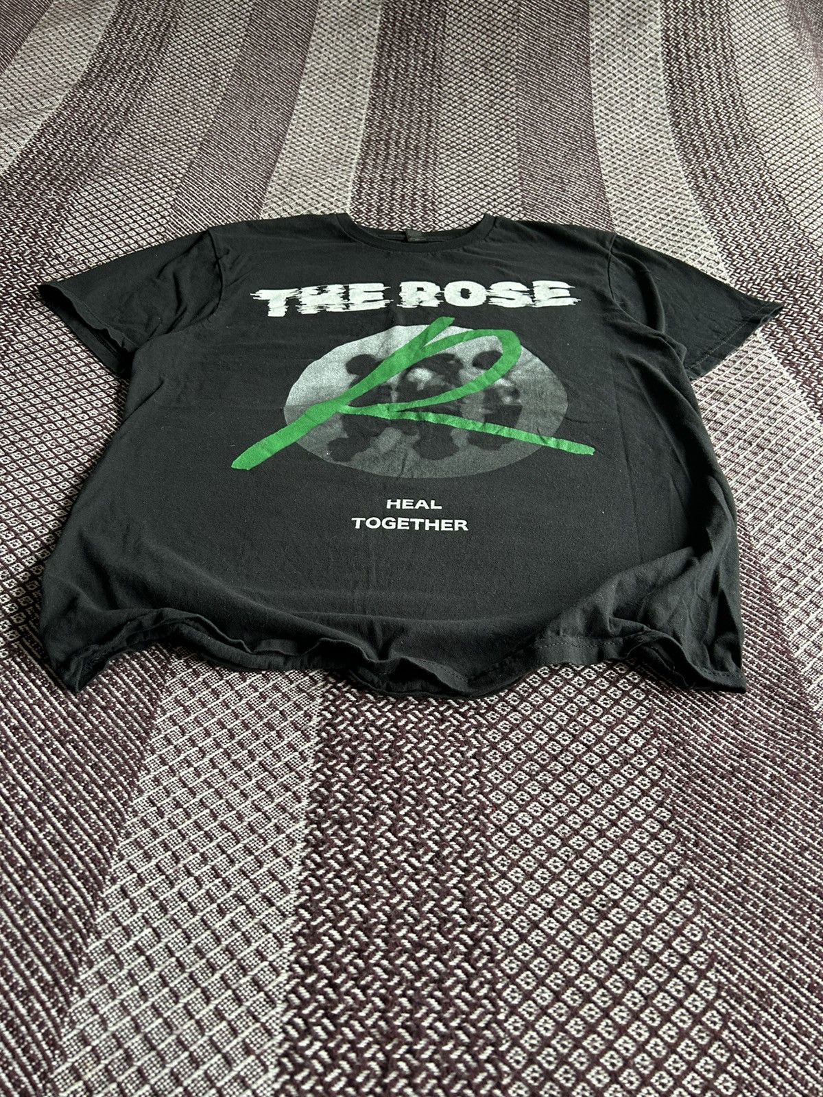 Band Tees The Rose Streetwear Short Sleeve T-shirt Y2K Style Size M Size US M / EU 48-50 / 2 - 4 Thumbnail