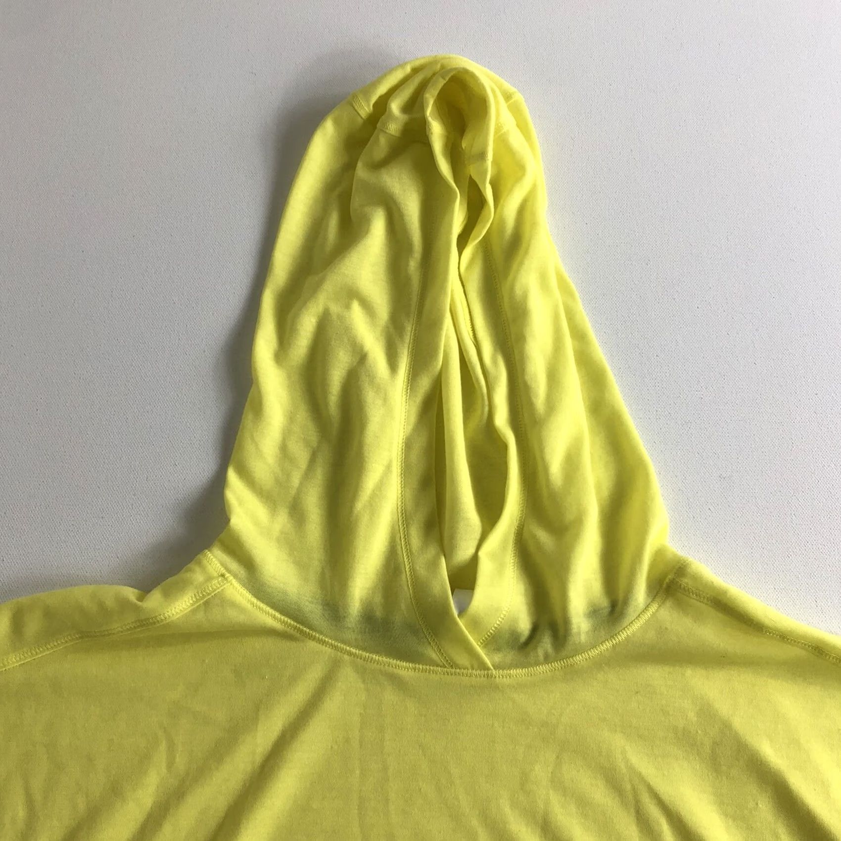Under Armour Under Armour Women’s Hoodie Size M Pullover Threadborne Active Gym Train Yellow Size M / US 6-8 / IT 42-44 - 4 Thumbnail