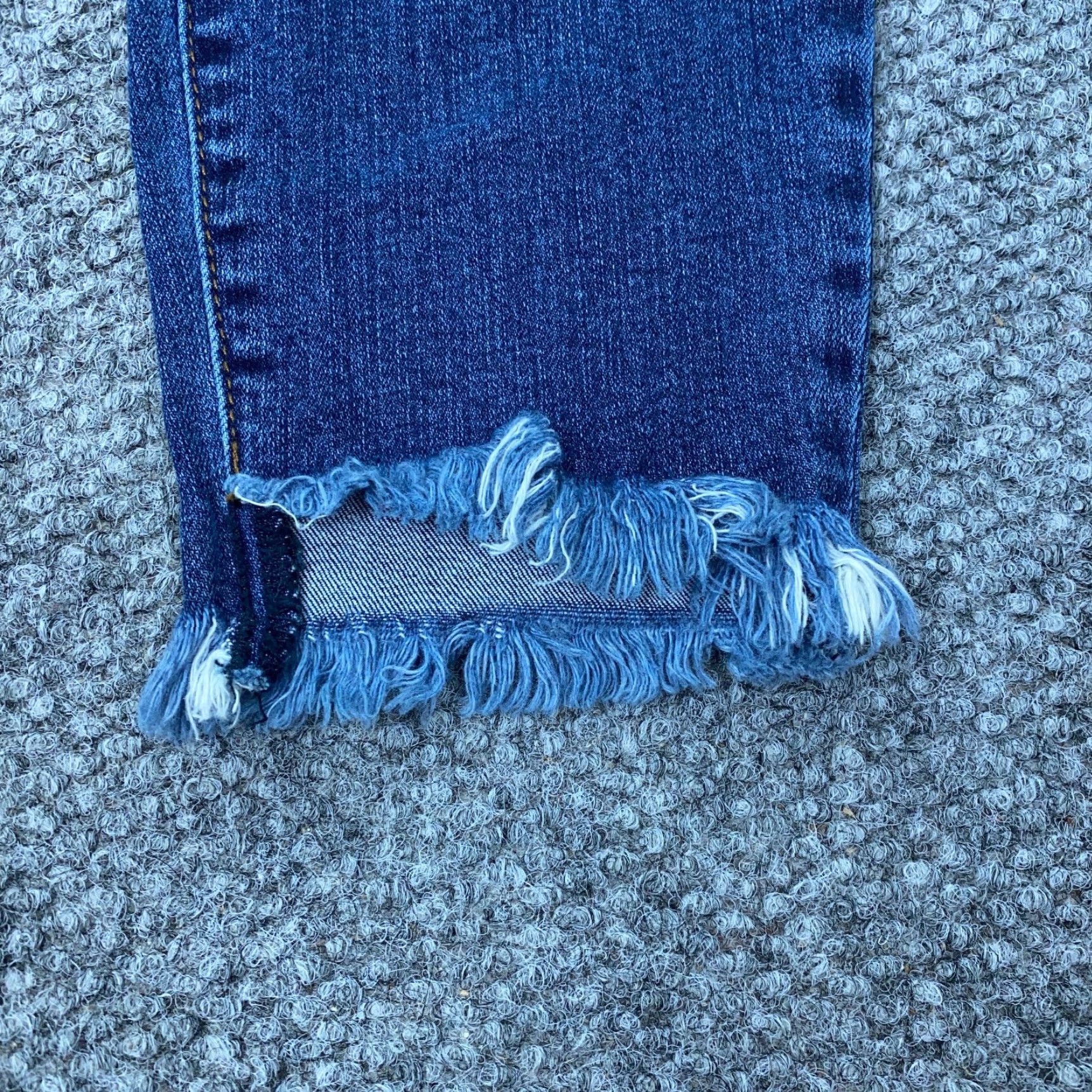 Vintage STS Blue Jeans Women's Skinny Denim Distressed Stretch 27.5" Inseam Size 30 Blue 5-Pocket Mid Rise Womens Size 31" - 6 Thumbnail