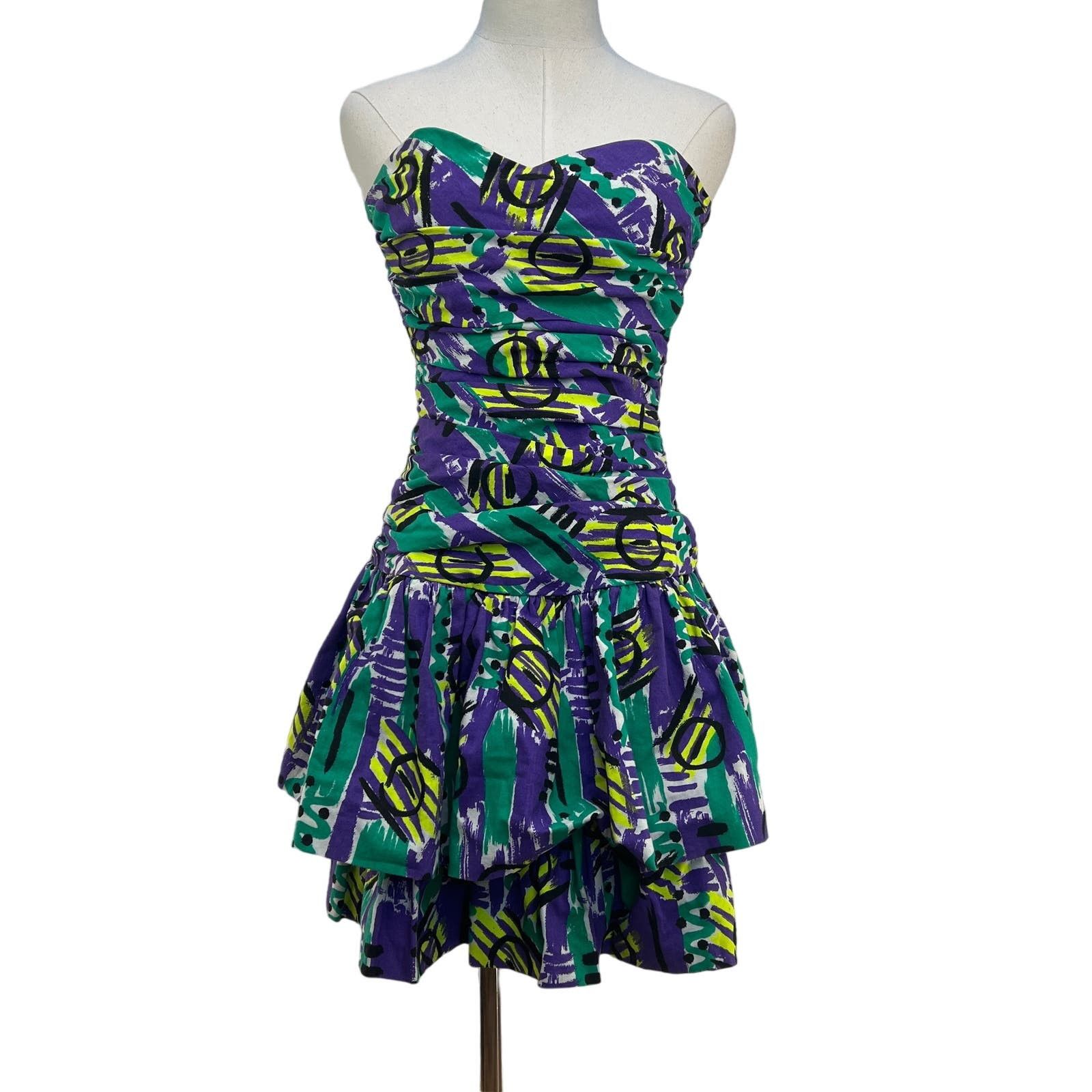 image of Vintage Contempo Mini Dress Printed Cocktail Strapless in Green, Women's (Size XS)