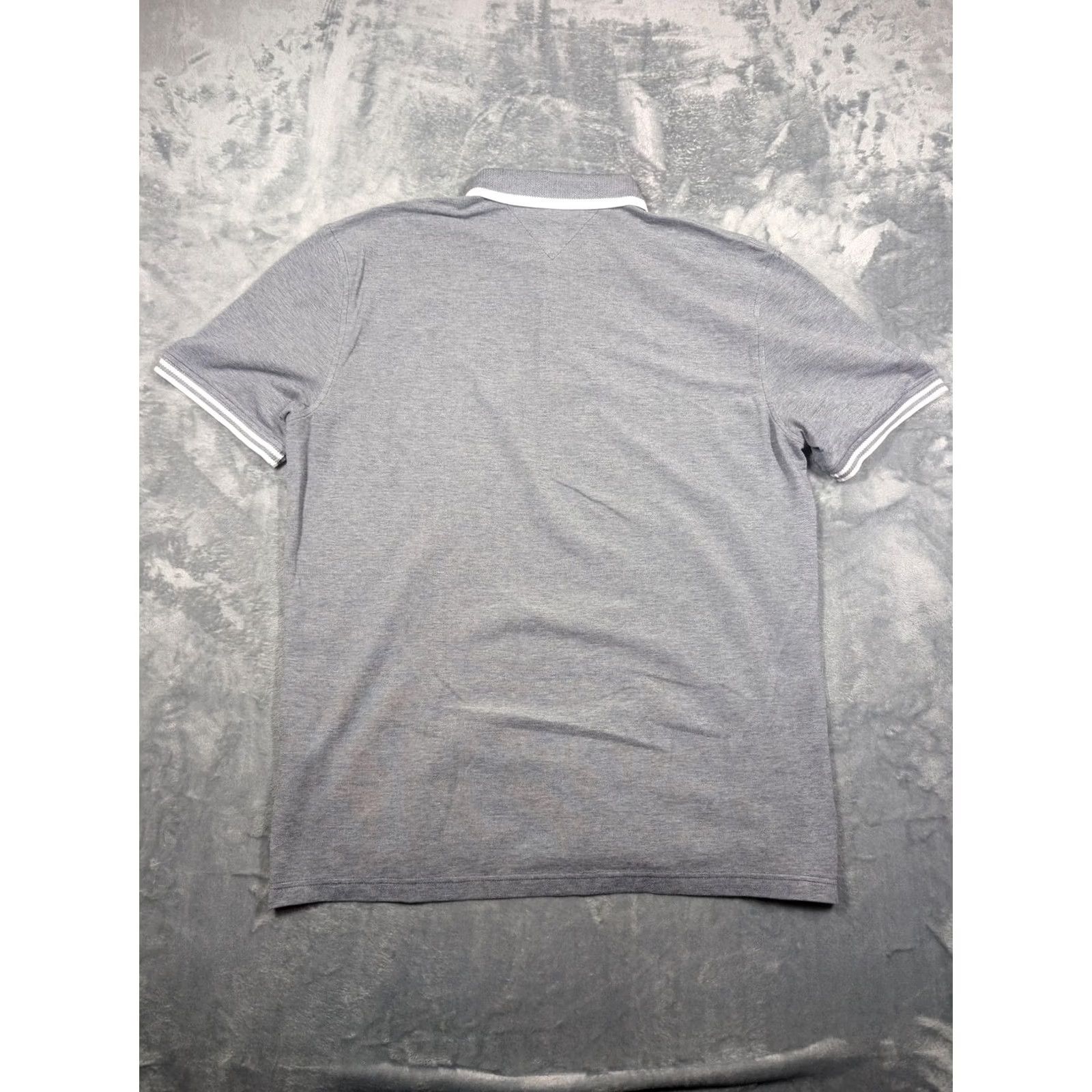 Tommy Hilfiger VINTAGE? No. Tommy Hilfiger Polo Shirt Mens 2XL Gray Custom Fit TOMMY Spell Out Logo Stretch Size US XXL / EU 58 / 5 - 6 Thumbnail