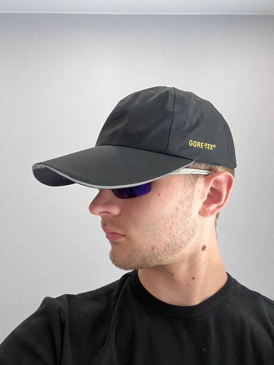 Vintage Vintage Outdoor Cap GoreTex flashlight Black reflective Hat Size ONE SIZE - 1 Thumbnail