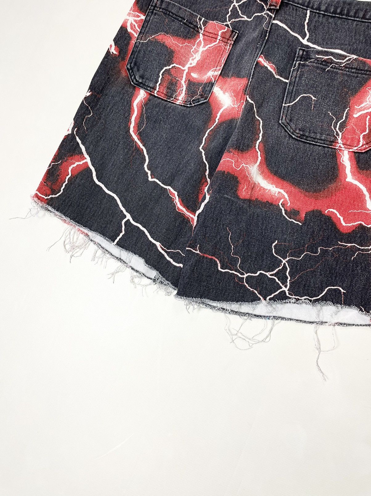 Jaded London Jaded London 🚨 Lightning printed supreme Jeans Denim Shorts Size US 34 / EU 50 - 9 Thumbnail