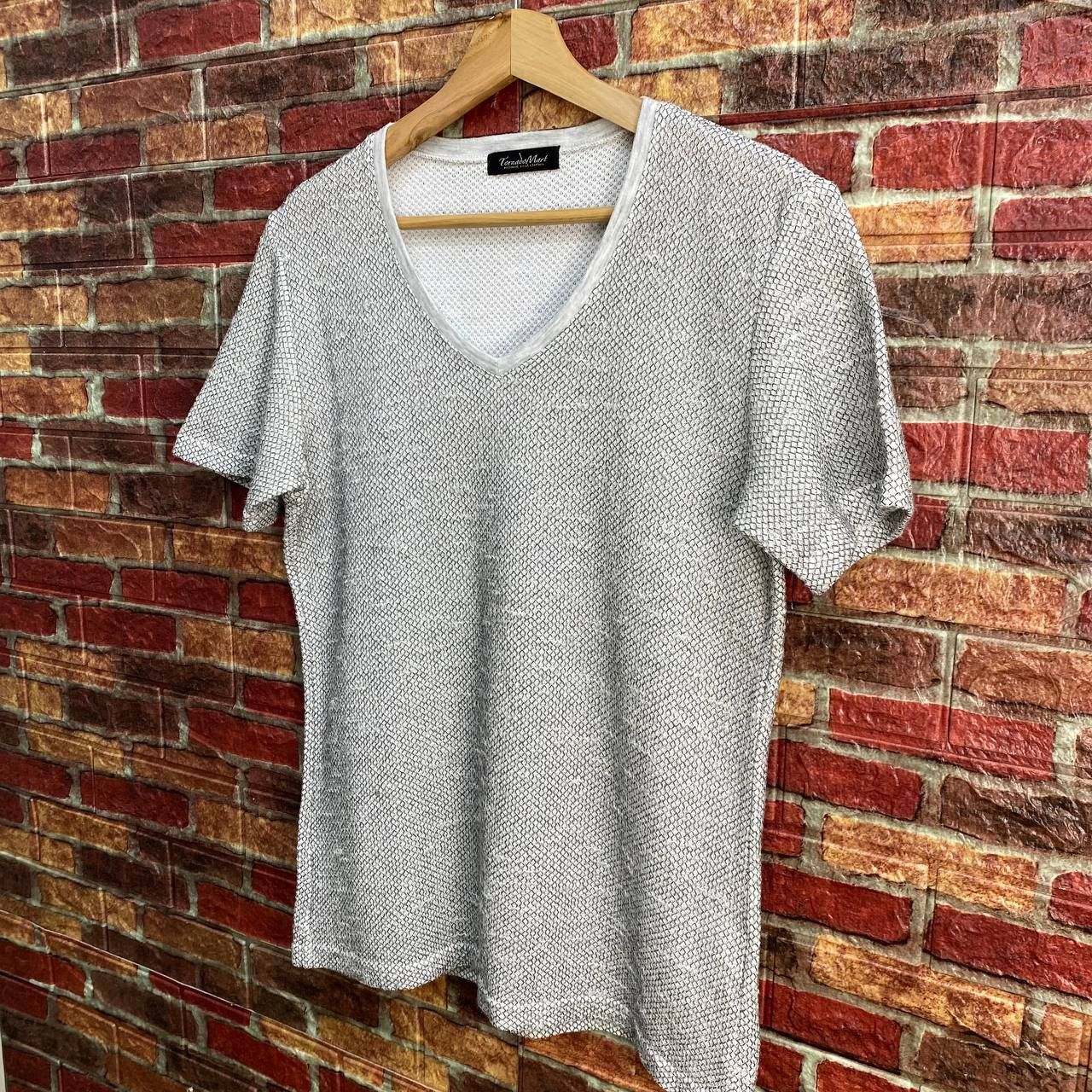 Tornado Mart Vintage Tornado Mart Grey V-Neck Minimalist Cyber-Punk Japan Size US L / EU 52-54 / 3 - 1 Thumbnail