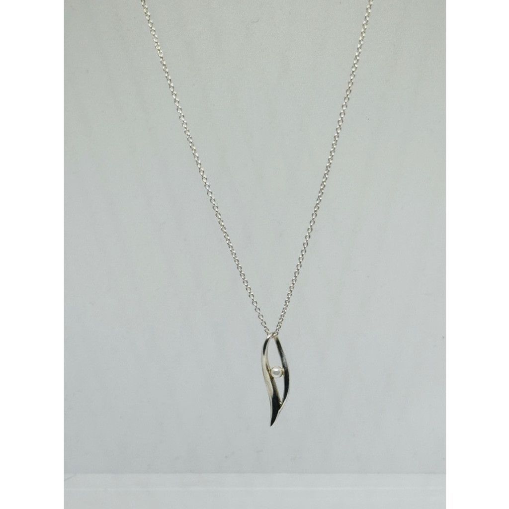 Other Kit Heath Sterling Pearl Leaf Pendant Necklace KH 18" Size ONE SIZE - 3 Thumbnail