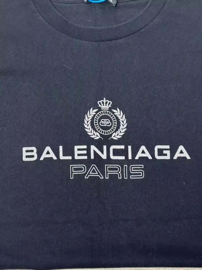 Balenciaga Balenciaga Crown Short Sleeve Tee Size US S / EU 44-46 / 1 - 3 Thumbnail