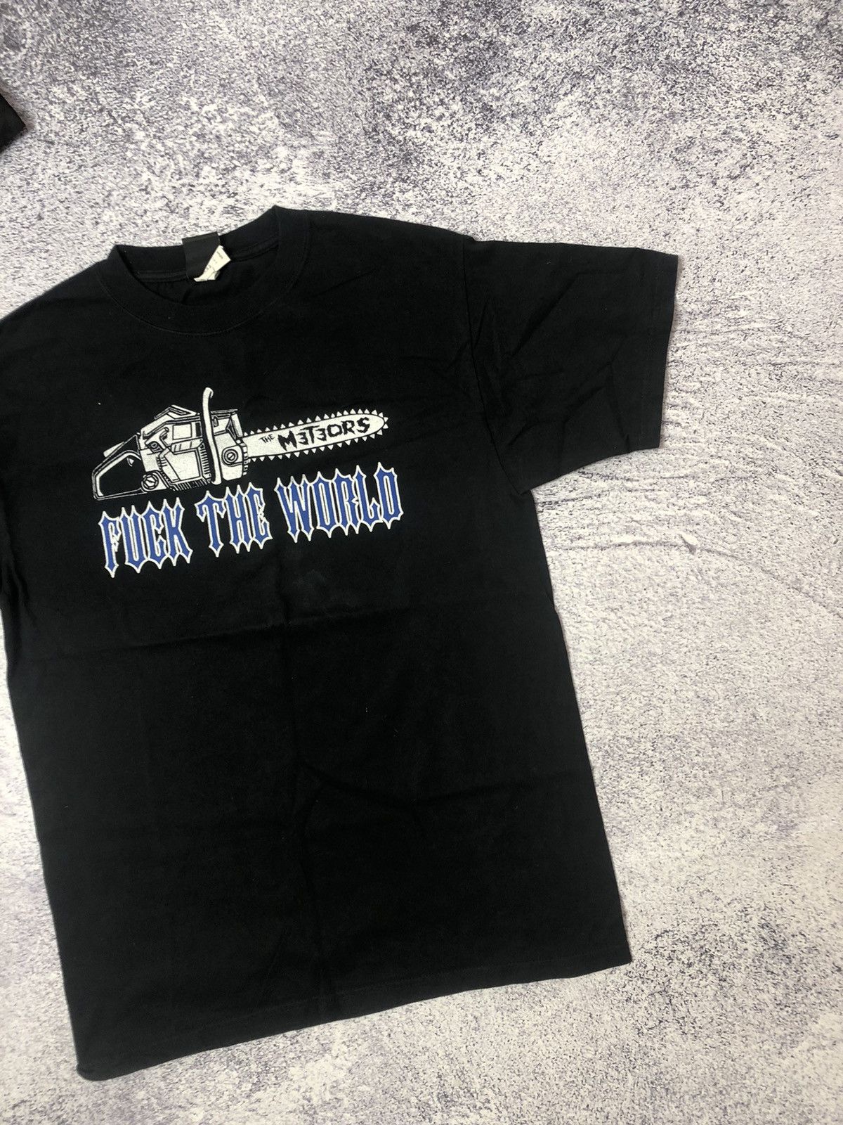 Vintage T-shirt vintage Rock the World size M made usa y2k rare rock Size US M / EU 48-50 / 2 - 3 Thumbnail