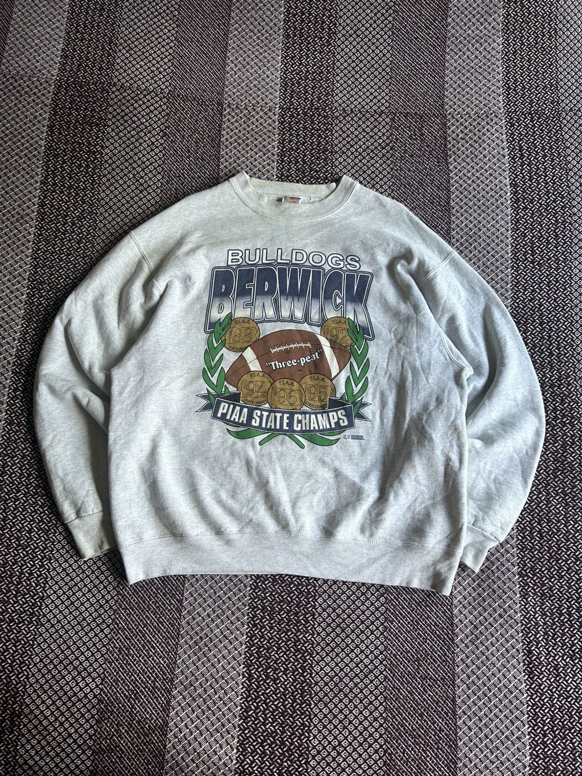 Fruit Of The Loom × Vintage Vintage Crewneck Heavy Sweatshirt FOTL Made In USA Size L-XL Size US L / EU 52-54 / 3 - 1 Thumbnail