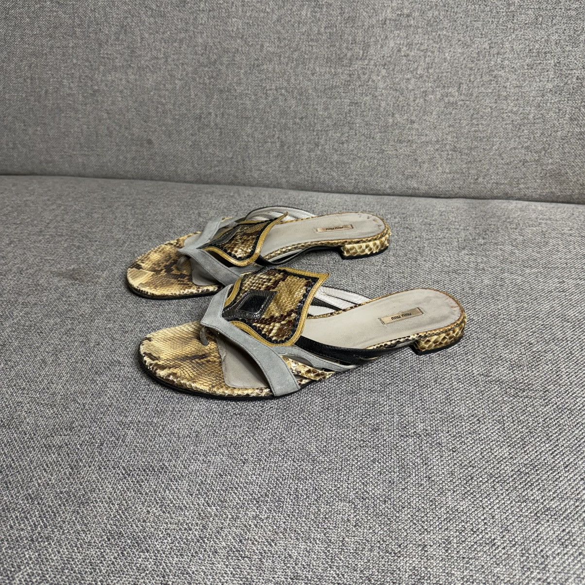 Miu Miu Vintage Miu Miu Python Leather Flip Flops Sandals 39 Size US 9 / IT 39 - 1 Thumbnail