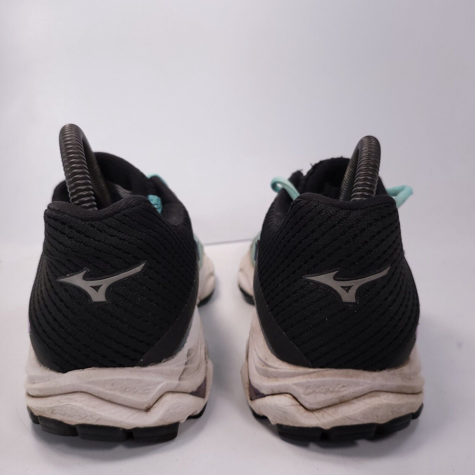 Mizuno Mizuno Wave Inspire 15 Athletic Running Shoe Womens Size 8 Size US 8 / IT 38 - 3 Thumbnail