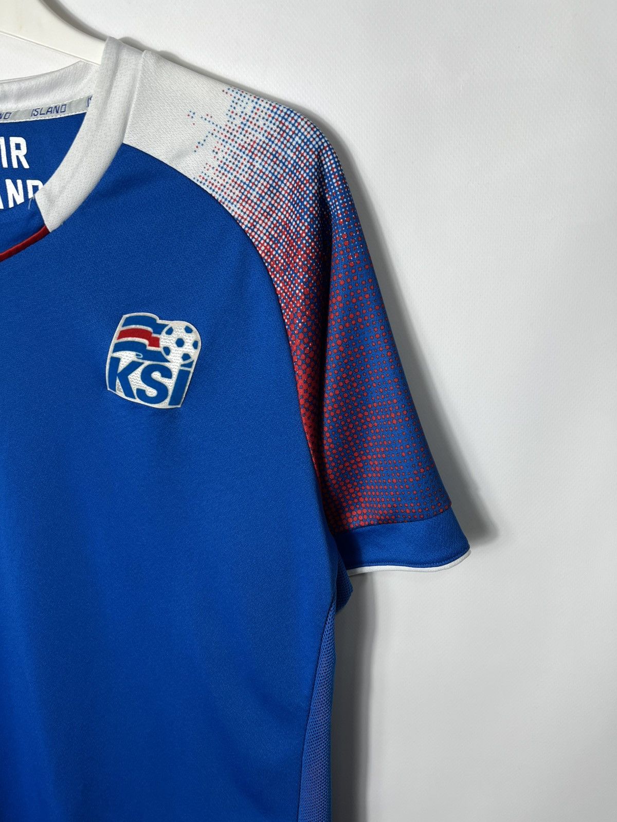 Errea Errea ICELAND NATIONAL TEAM 18 19 FOOTBALL SOCCER JERSEY Size US M / EU 48-50 / 2 - 3 Thumbnail