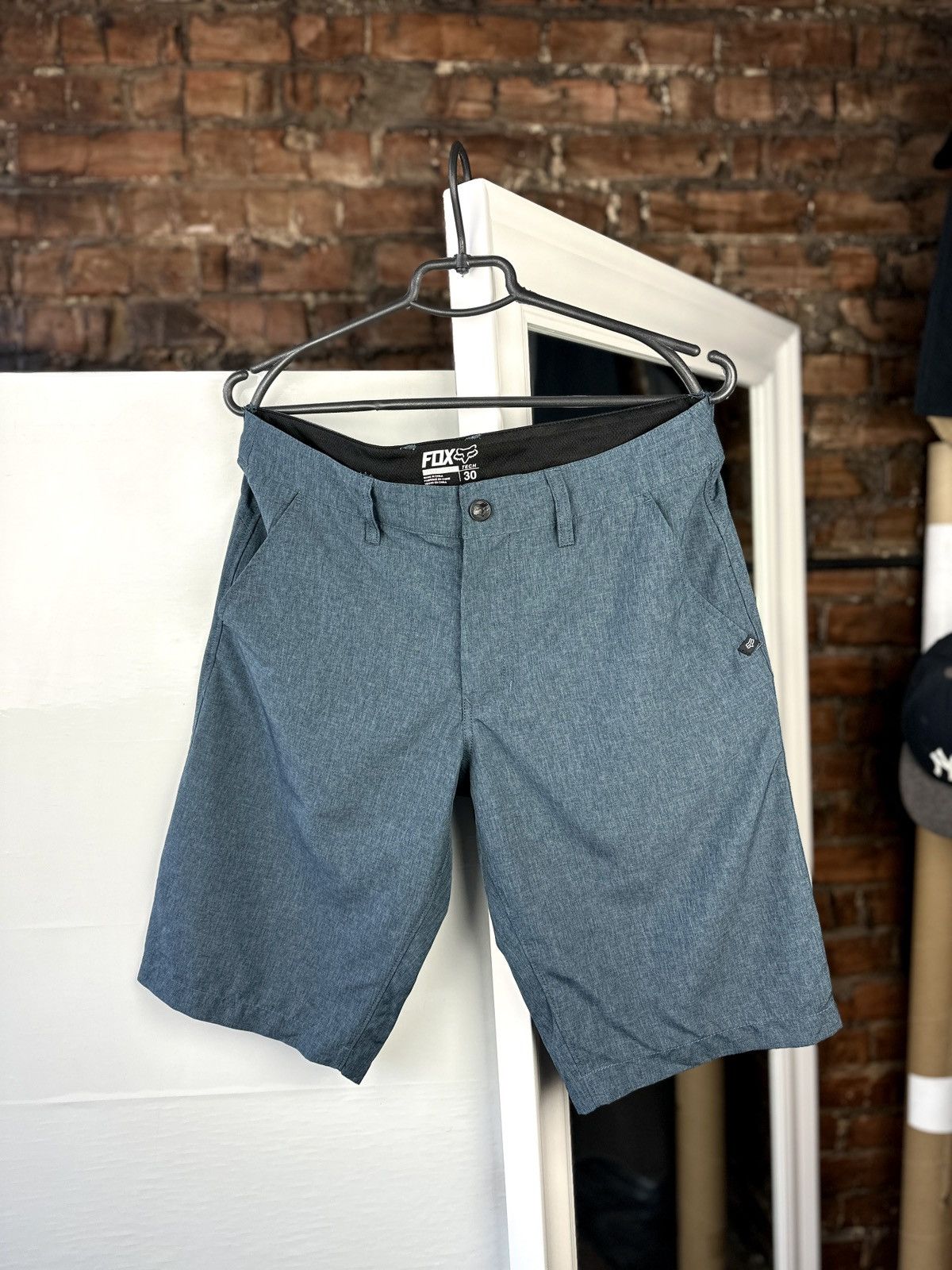 Fox Racing 🔥Mens FOX Tech Shorts Gray Size: 30 Size US 30 / EU 46 - 1 Thumbnail