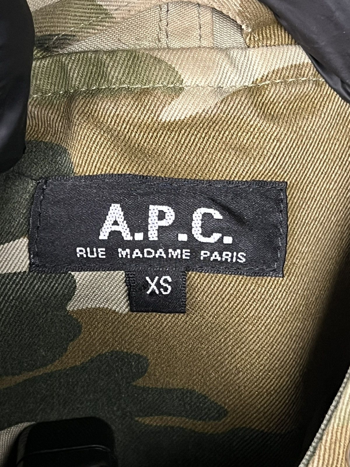 A.P.C. A.P.C. camouflage jacket windbreaker light jacket Size XS / US 0-2 / IT 36-38 - 6 Thumbnail