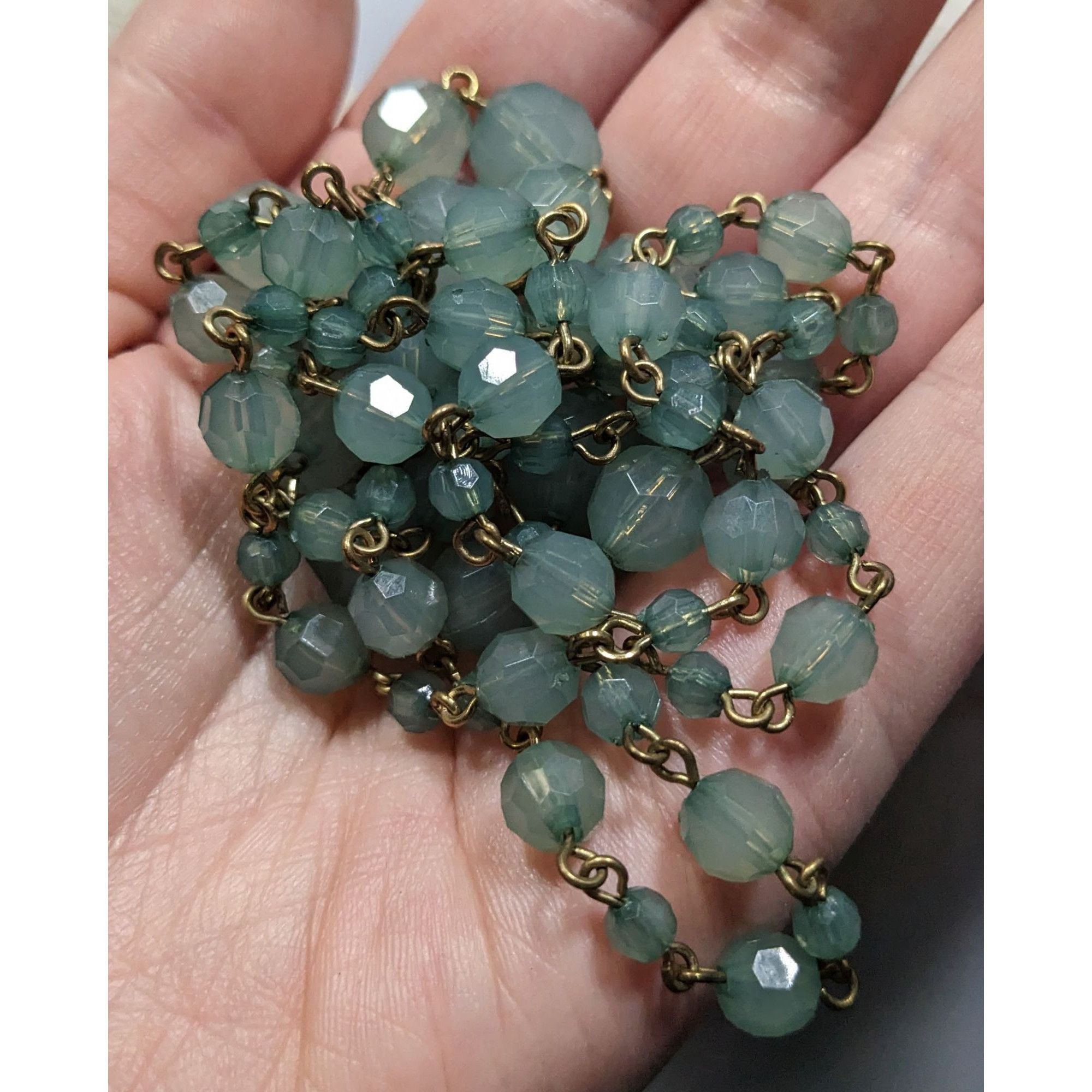 Other Vintage Green Acrylic Beaded Necklace With Gold-Tone Links Size ONE SIZE - 3 Thumbnail