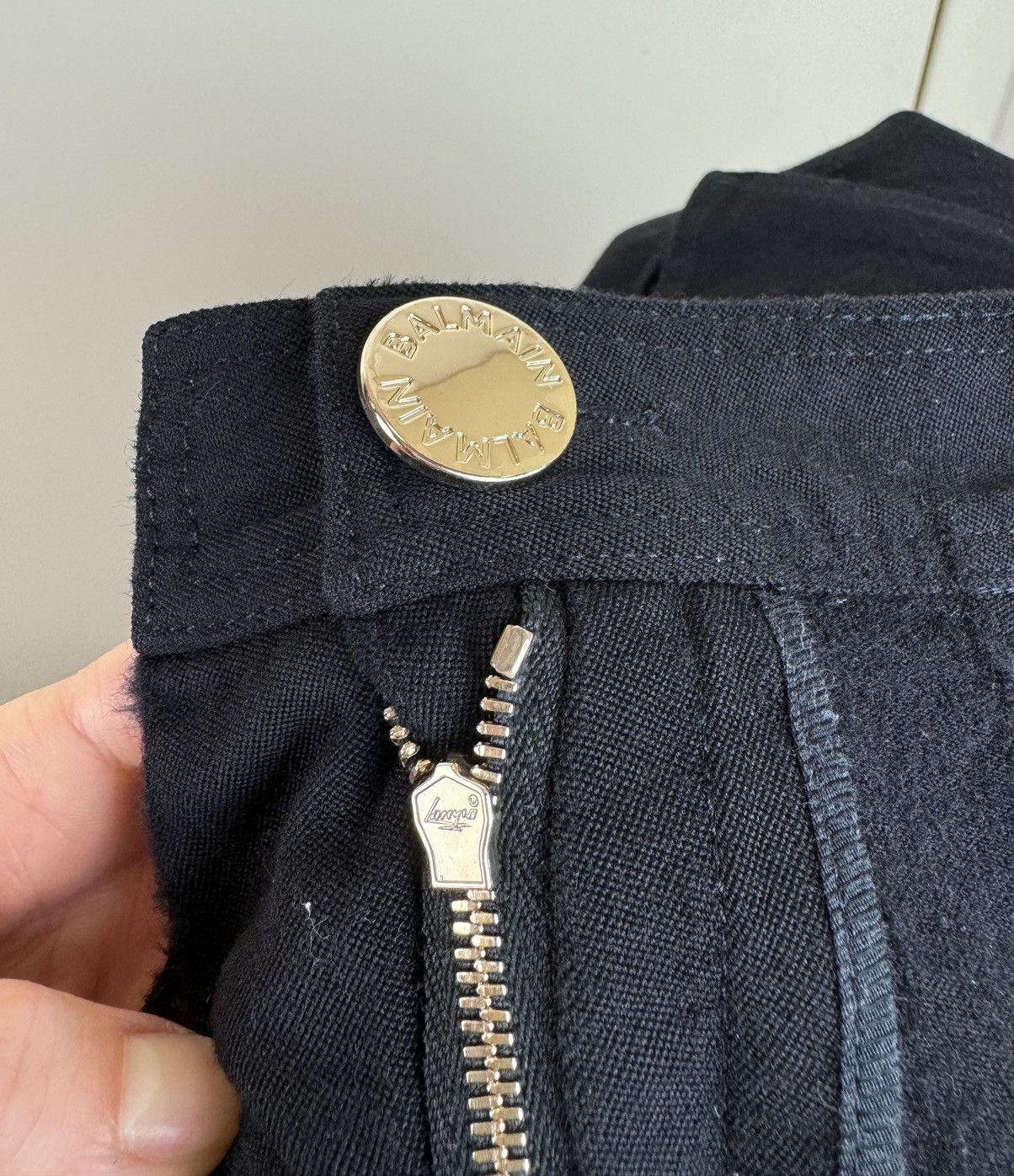 Balmain Balmain boiled wool cargo Bermuda shorts black high rise Size 28" / US 6 / IT 42 - 16 Thumbnail